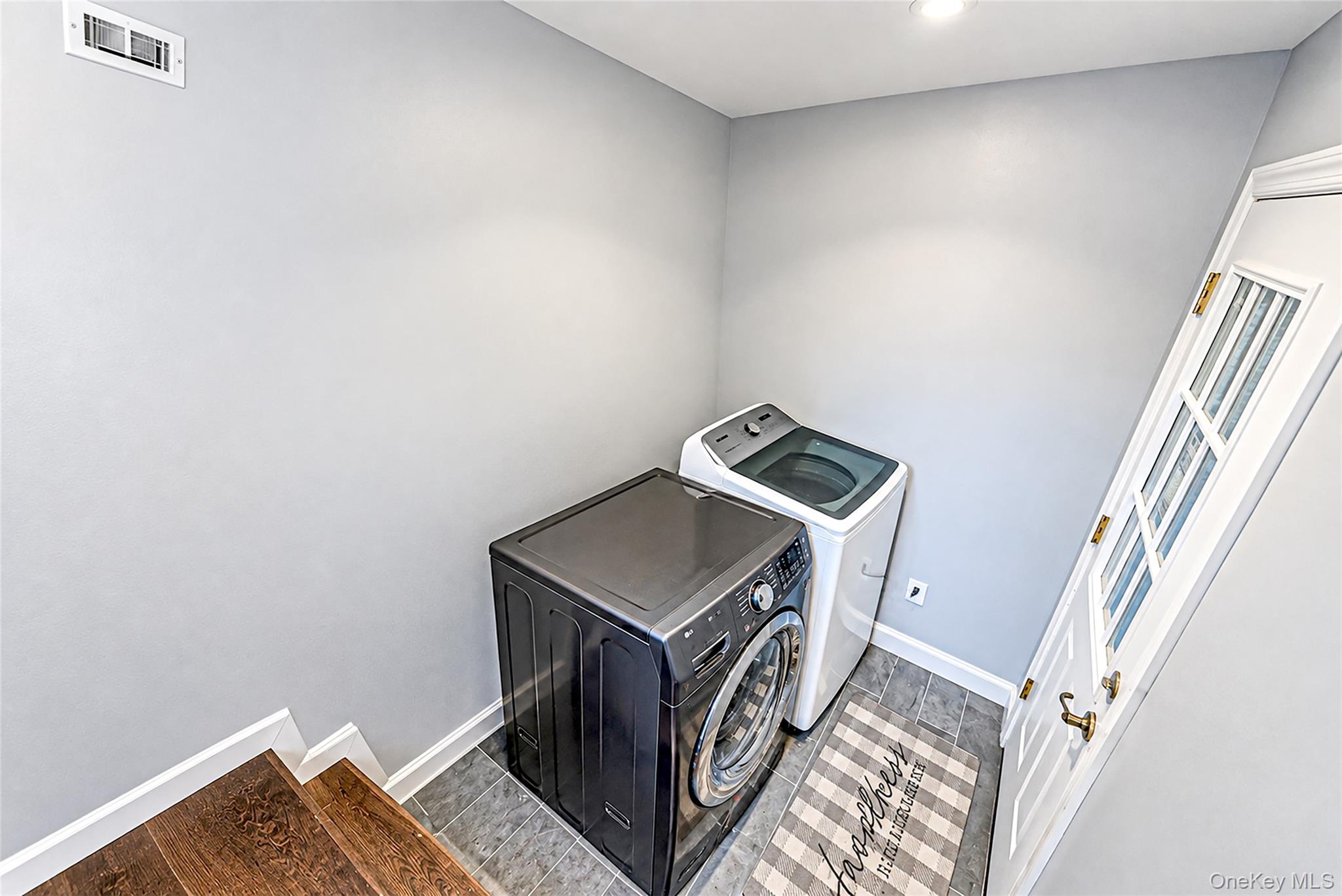 345 Durkee Lane Property Photo 31