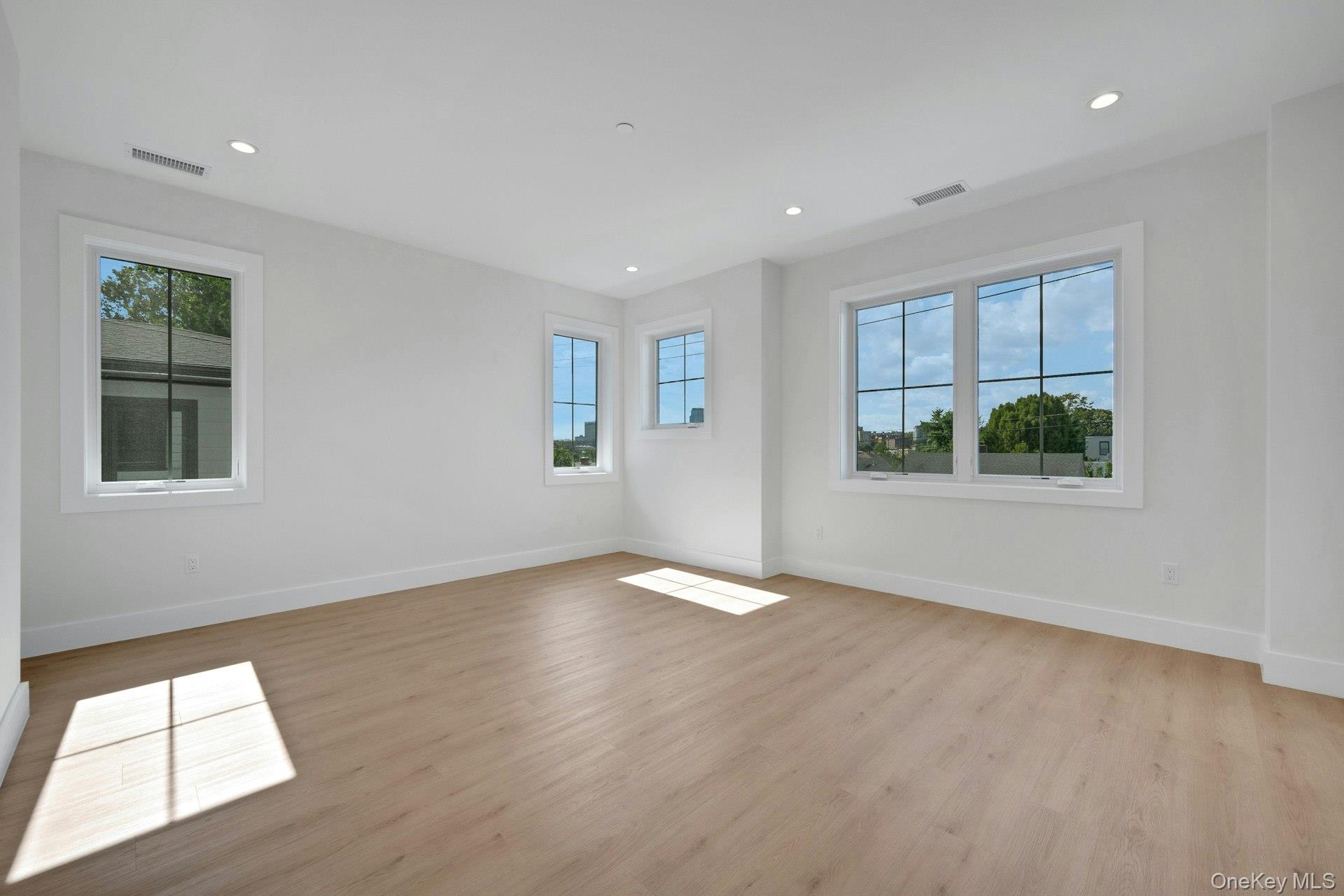 210 Underhill Avenue Property Photo 25