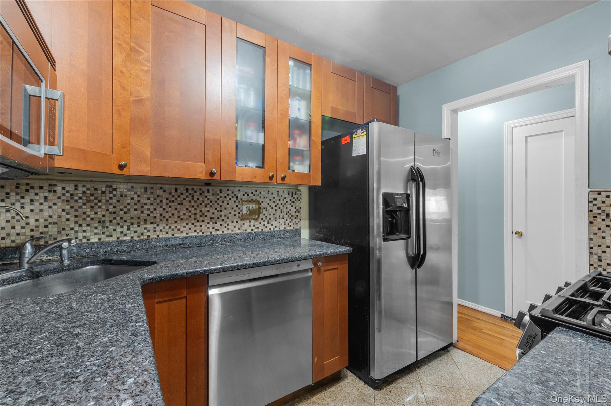 84 5th Street Property Photo 7