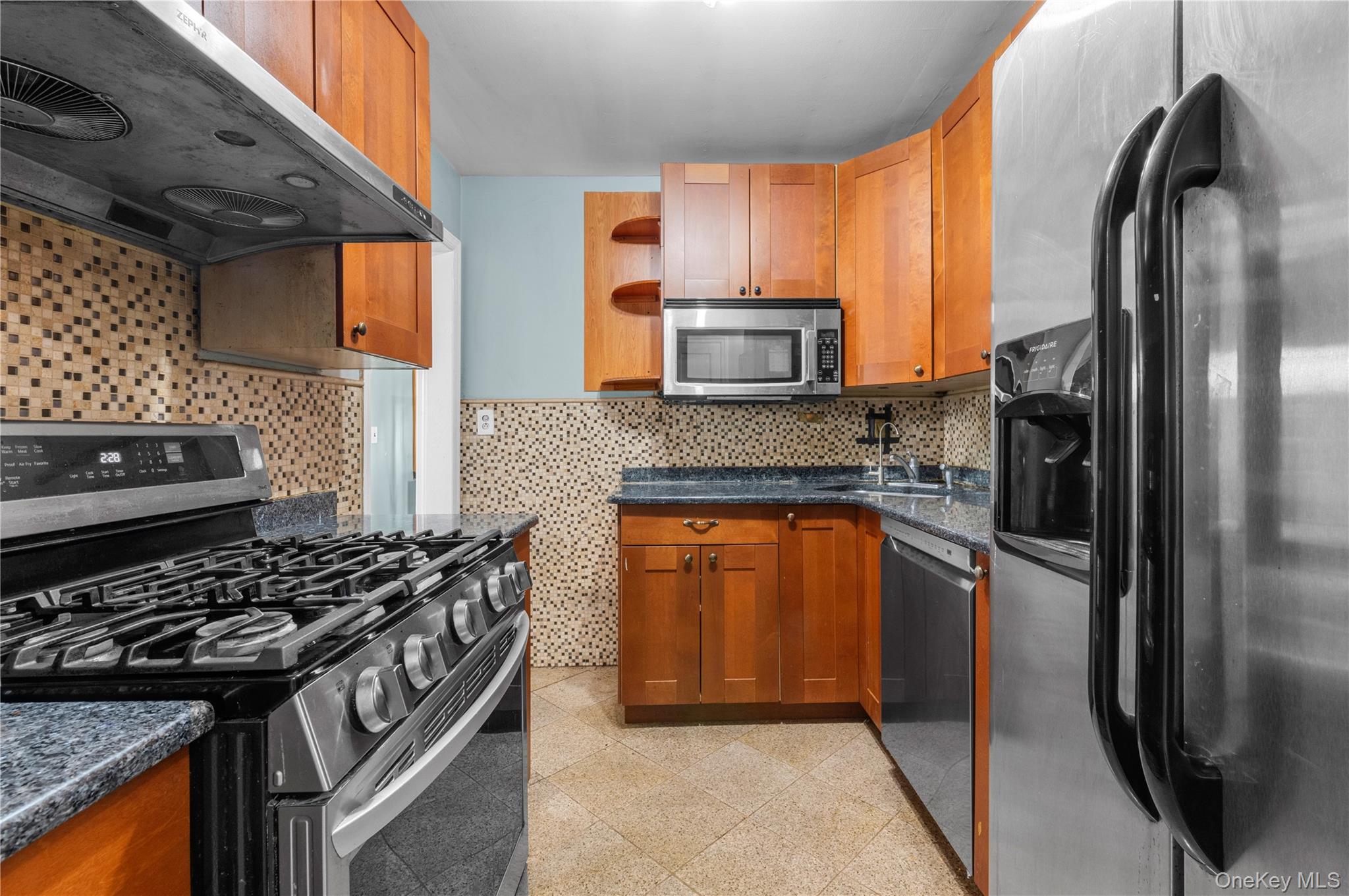 84 5th Street Property Photo 8
