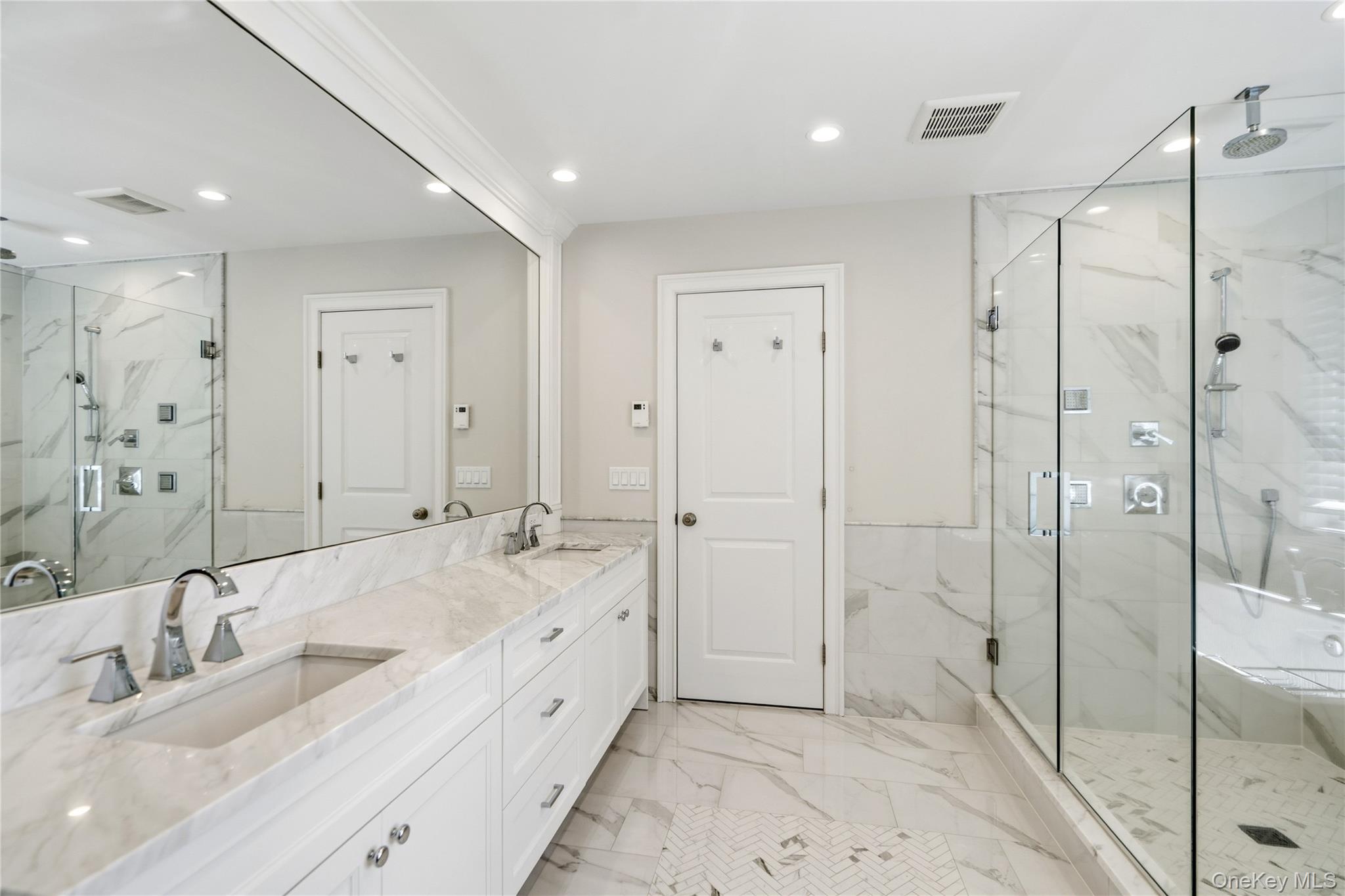 55 Belmont Circle Property Photo 30