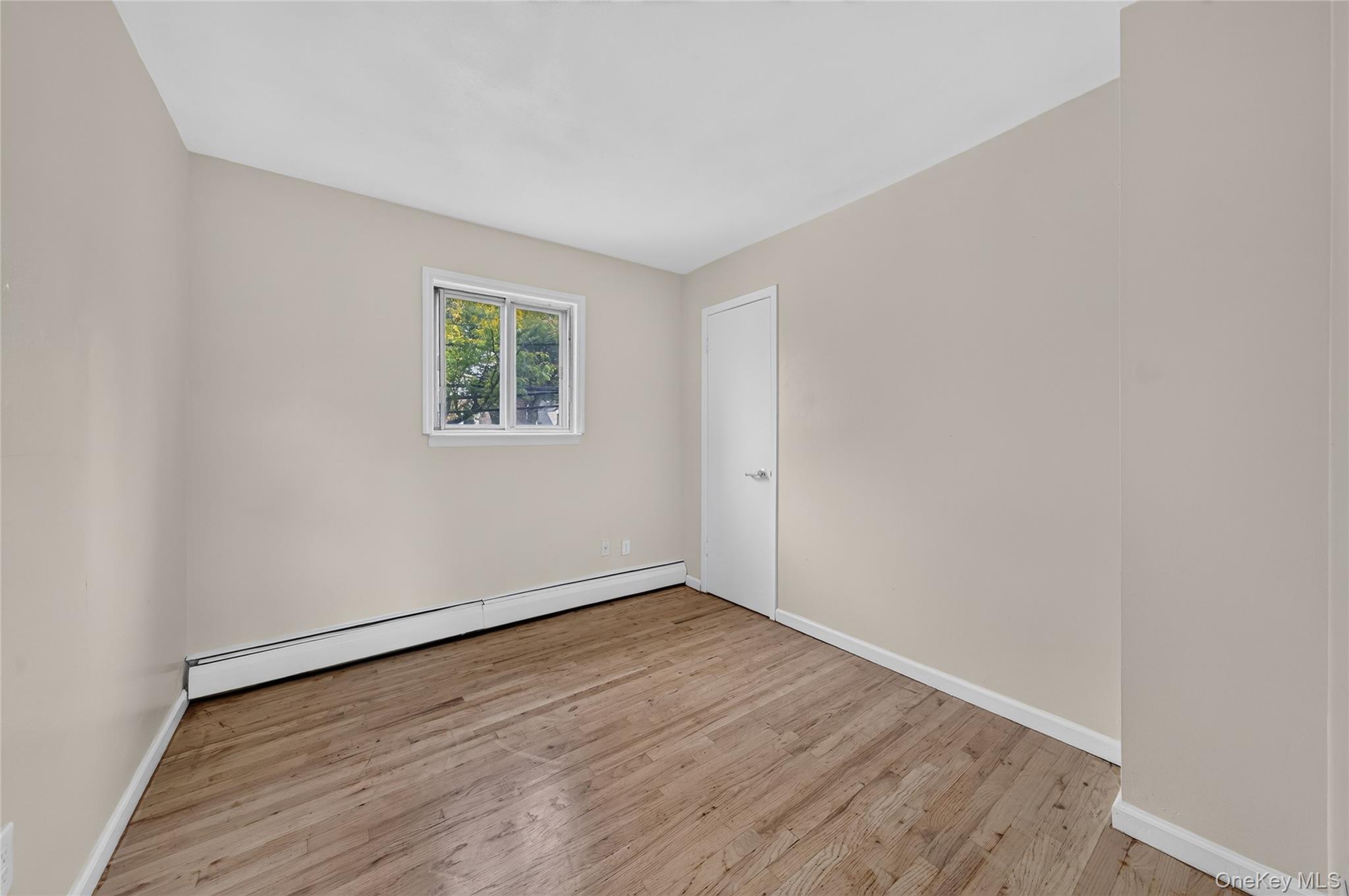 147- 53 Weller Lane Property Photo 12
