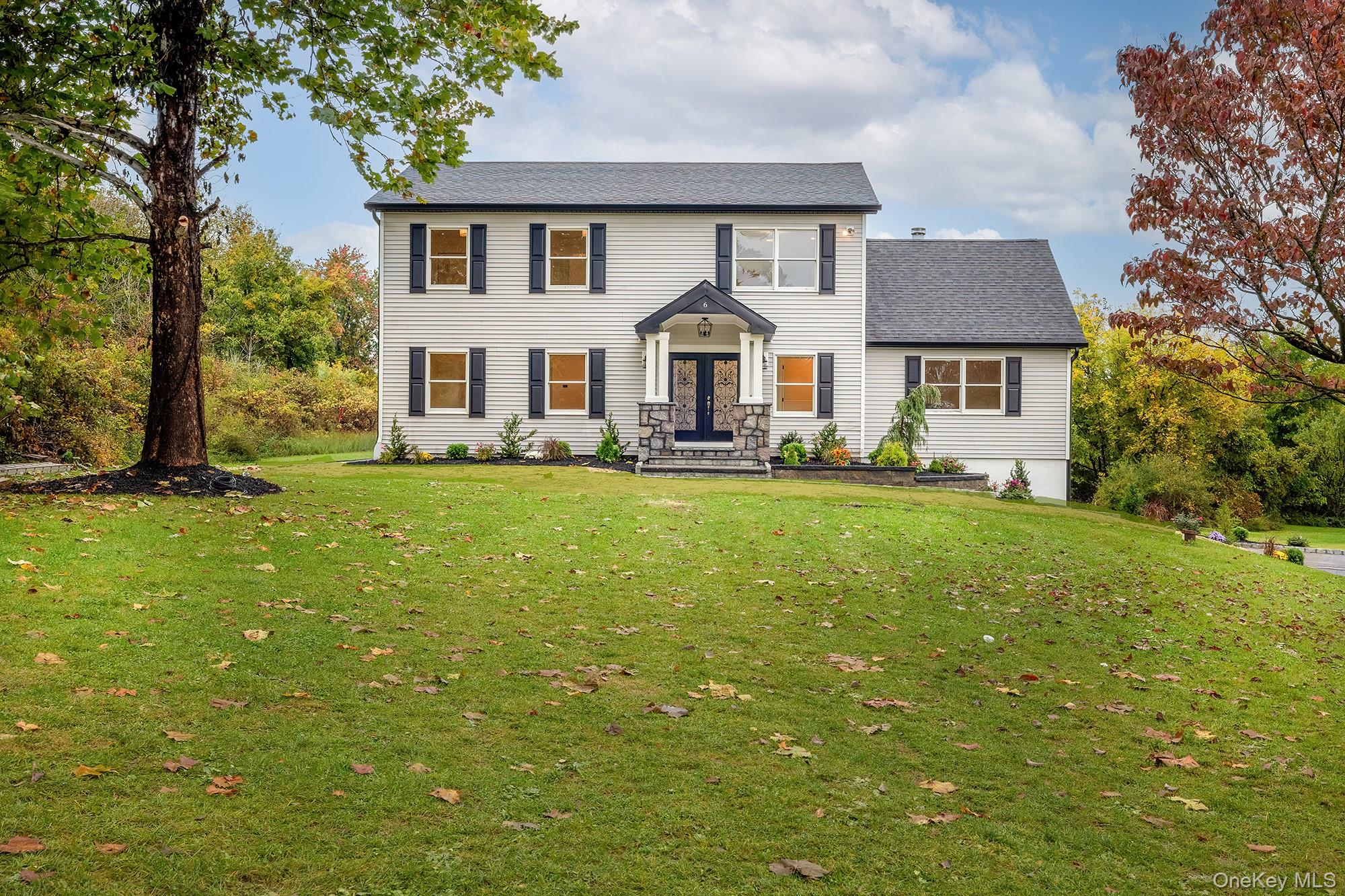6 Rainbow Crest Property Photo 2