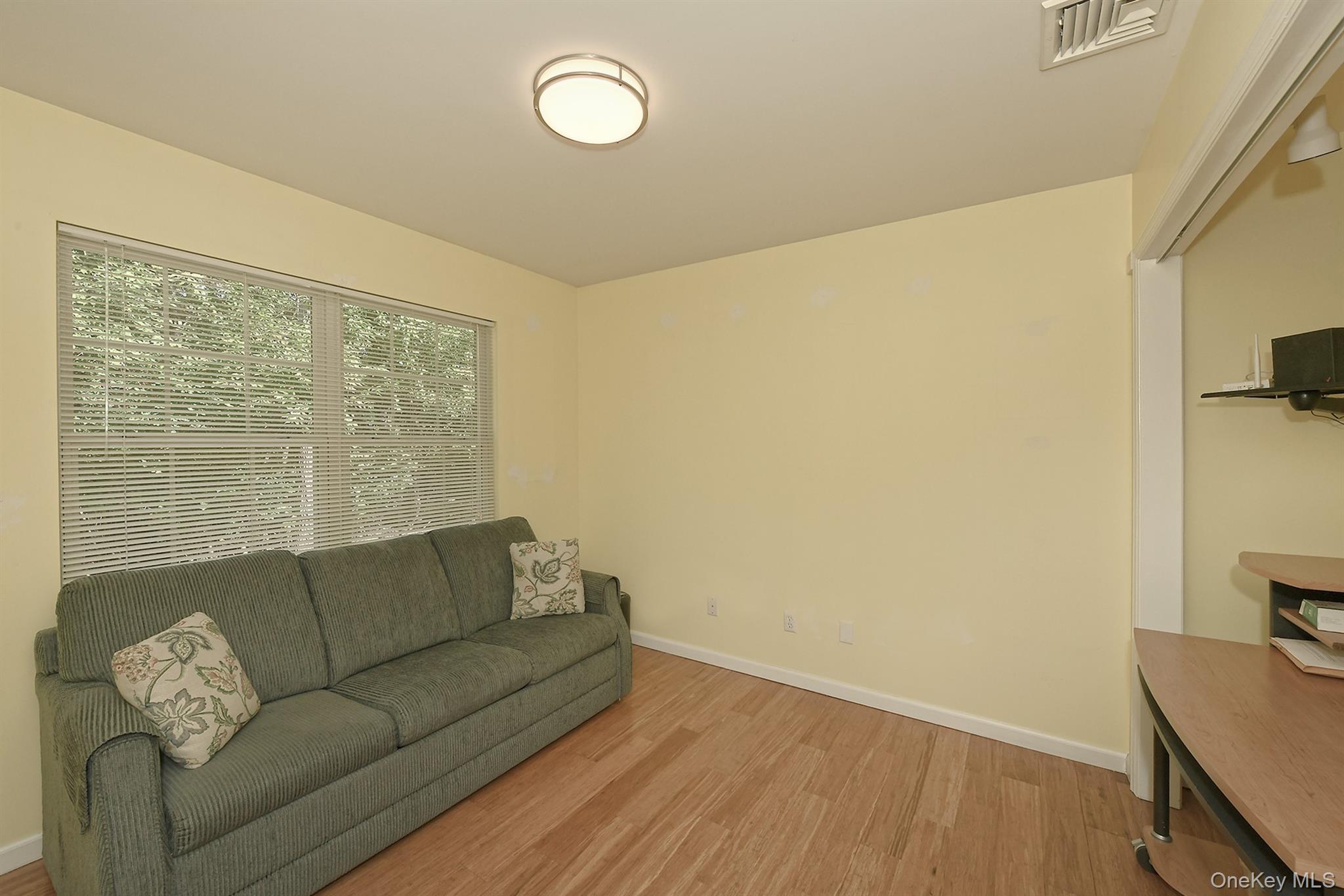 81 C Robinson Avenue Property Photo 17