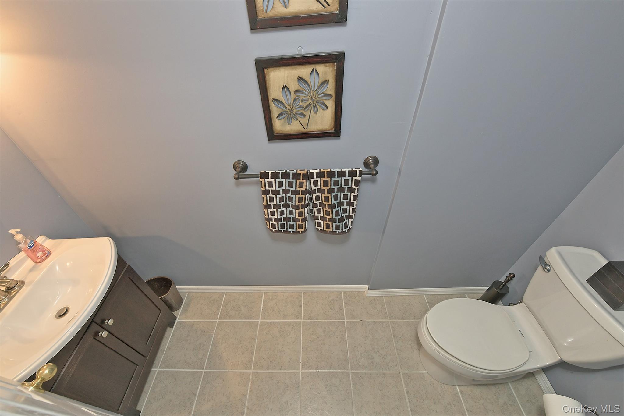 81 C Robinson Avenue Property Photo 21