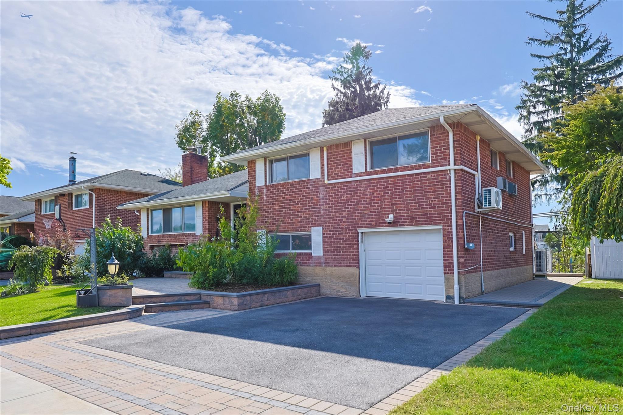 20 Willets Avenue Property Photo 3