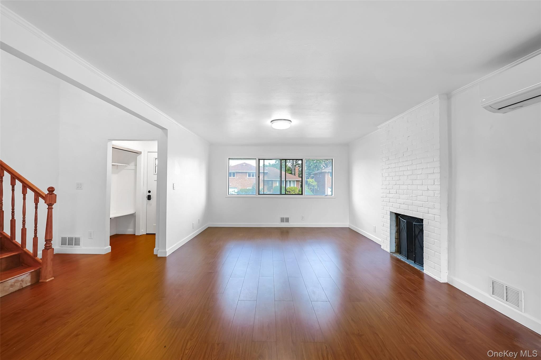 20 Willets Avenue Property Photo 4