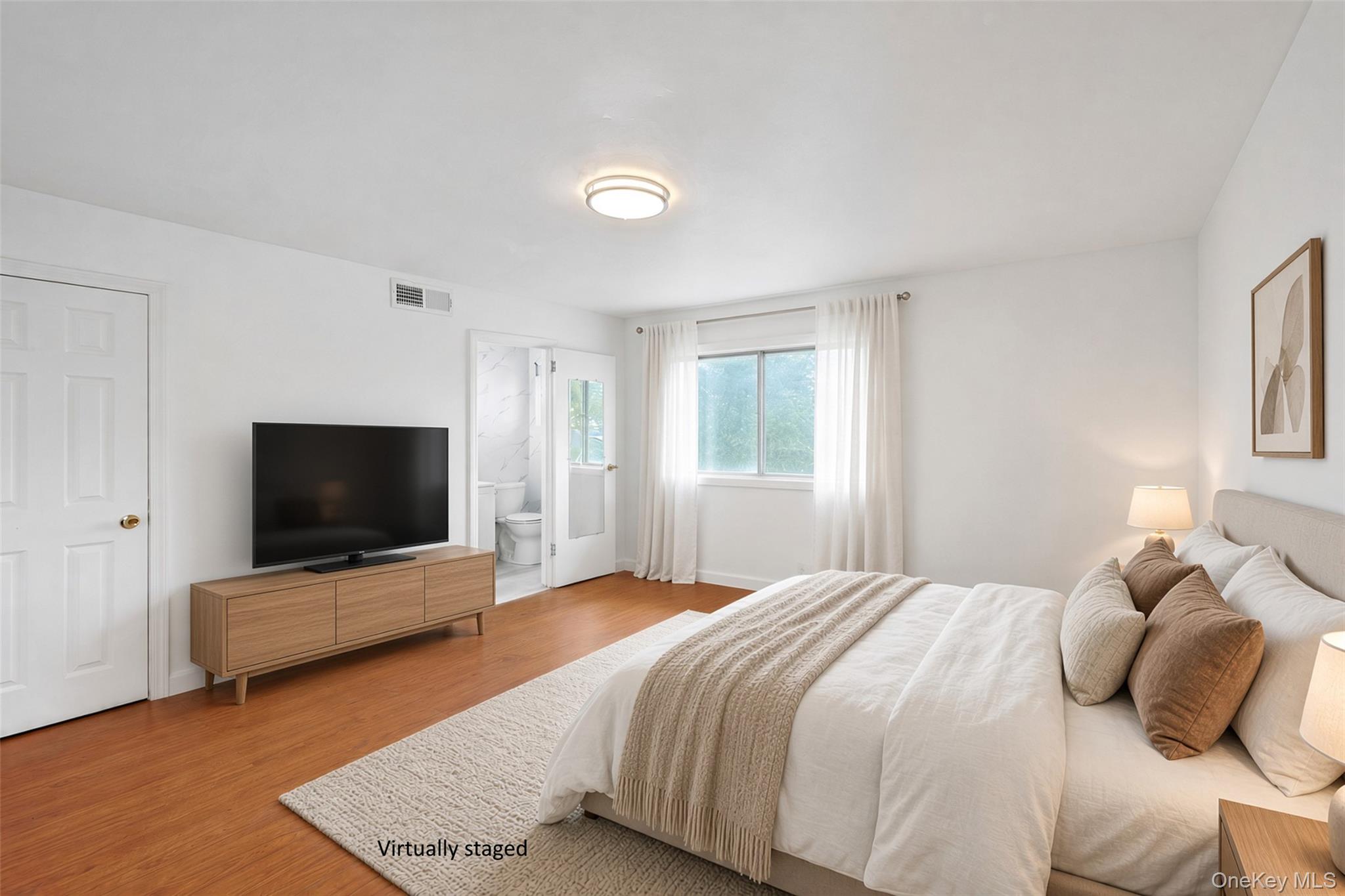 20 Willets Avenue Property Photo 14