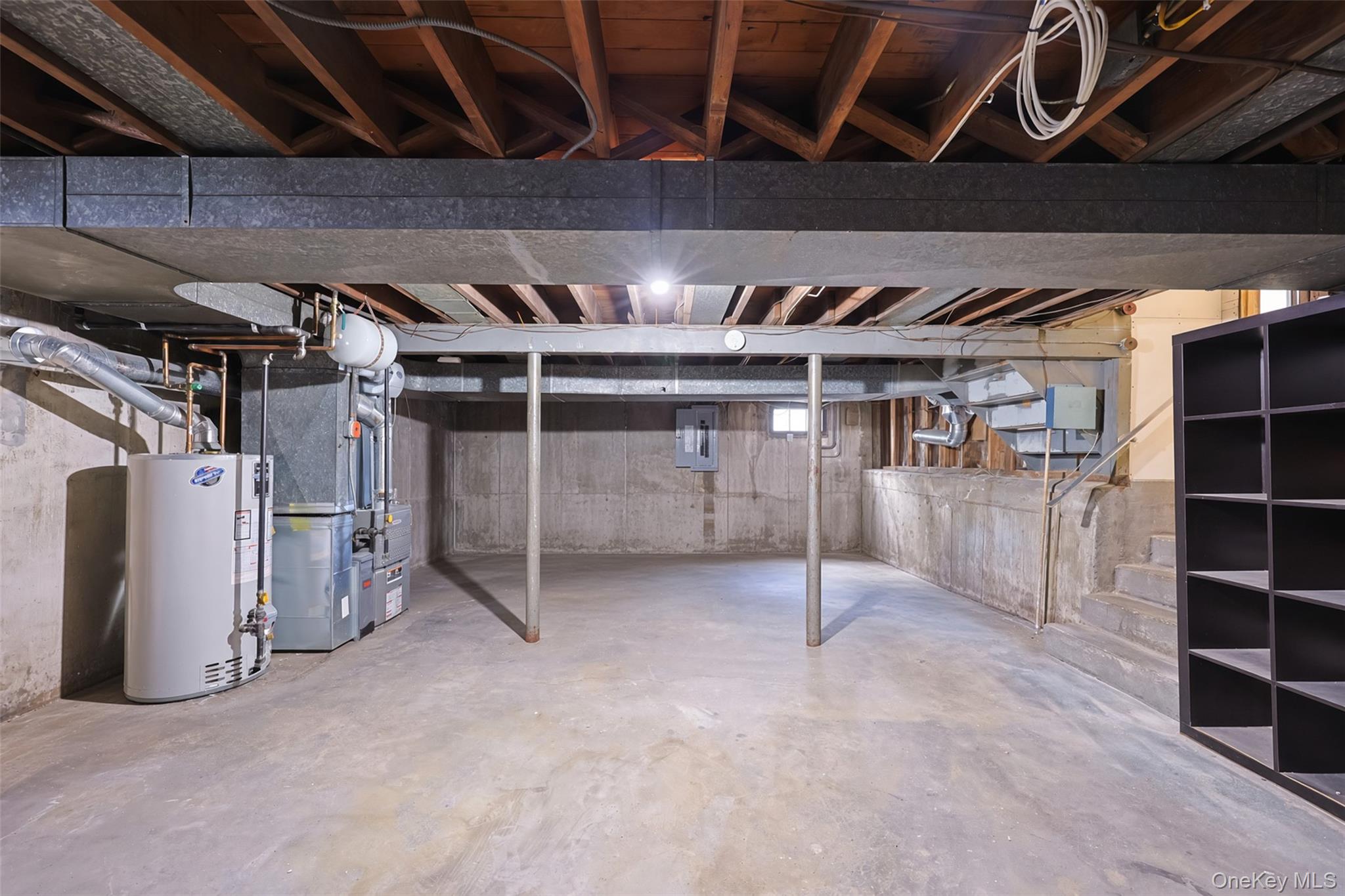 20 Willets Avenue Property Photo 33