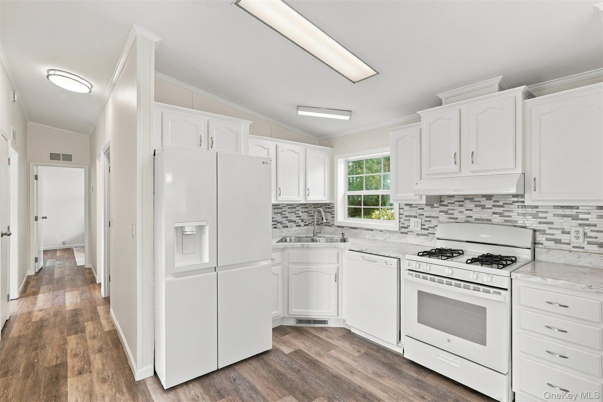 26 Bertha Boulevard Property Photo 9