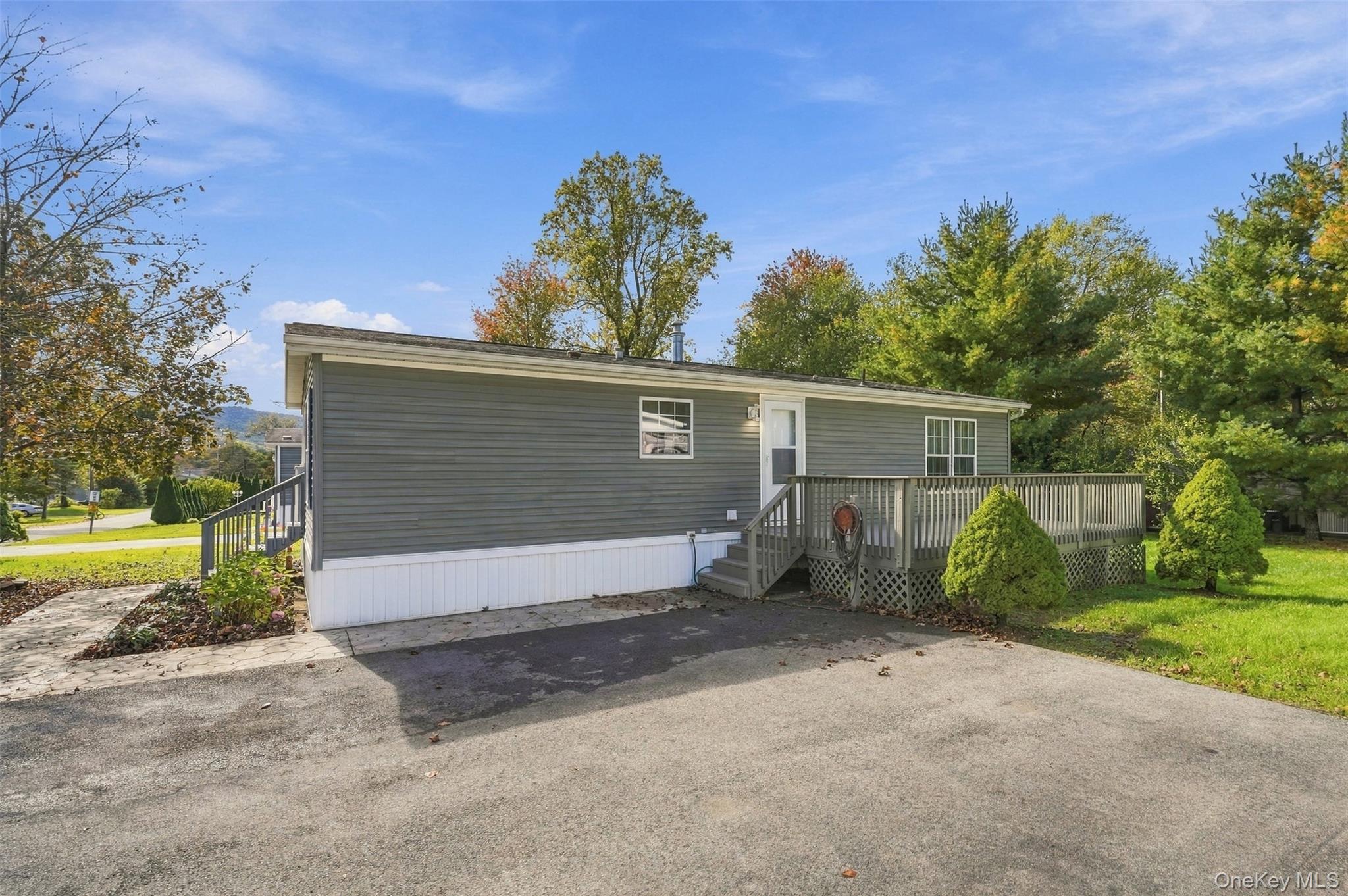 26 Bertha Boulevard Property Photo 32