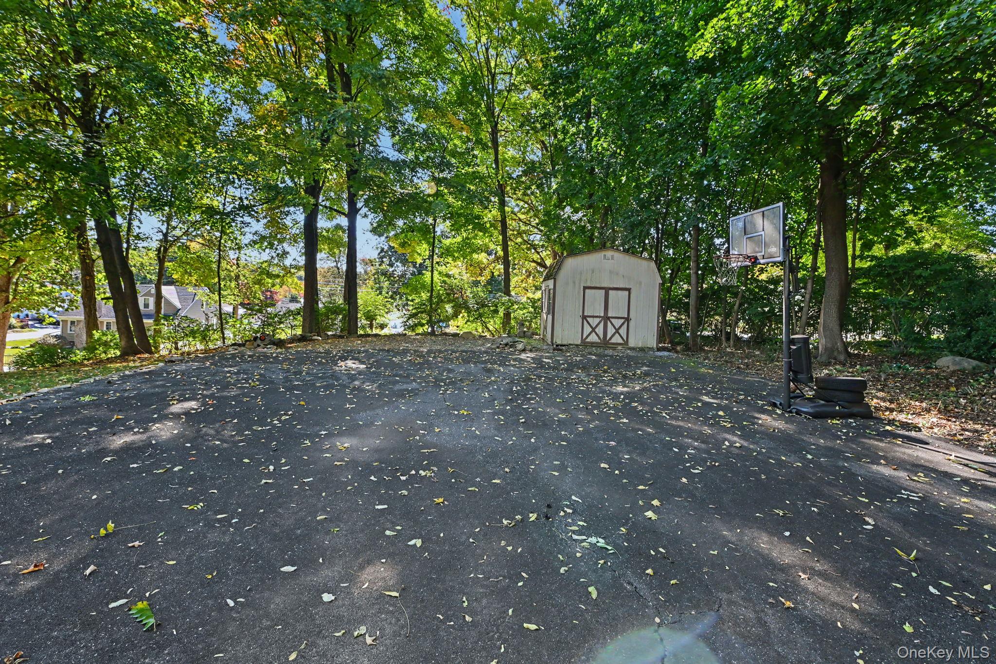 3235 Lincoln Drive Property Photo 30