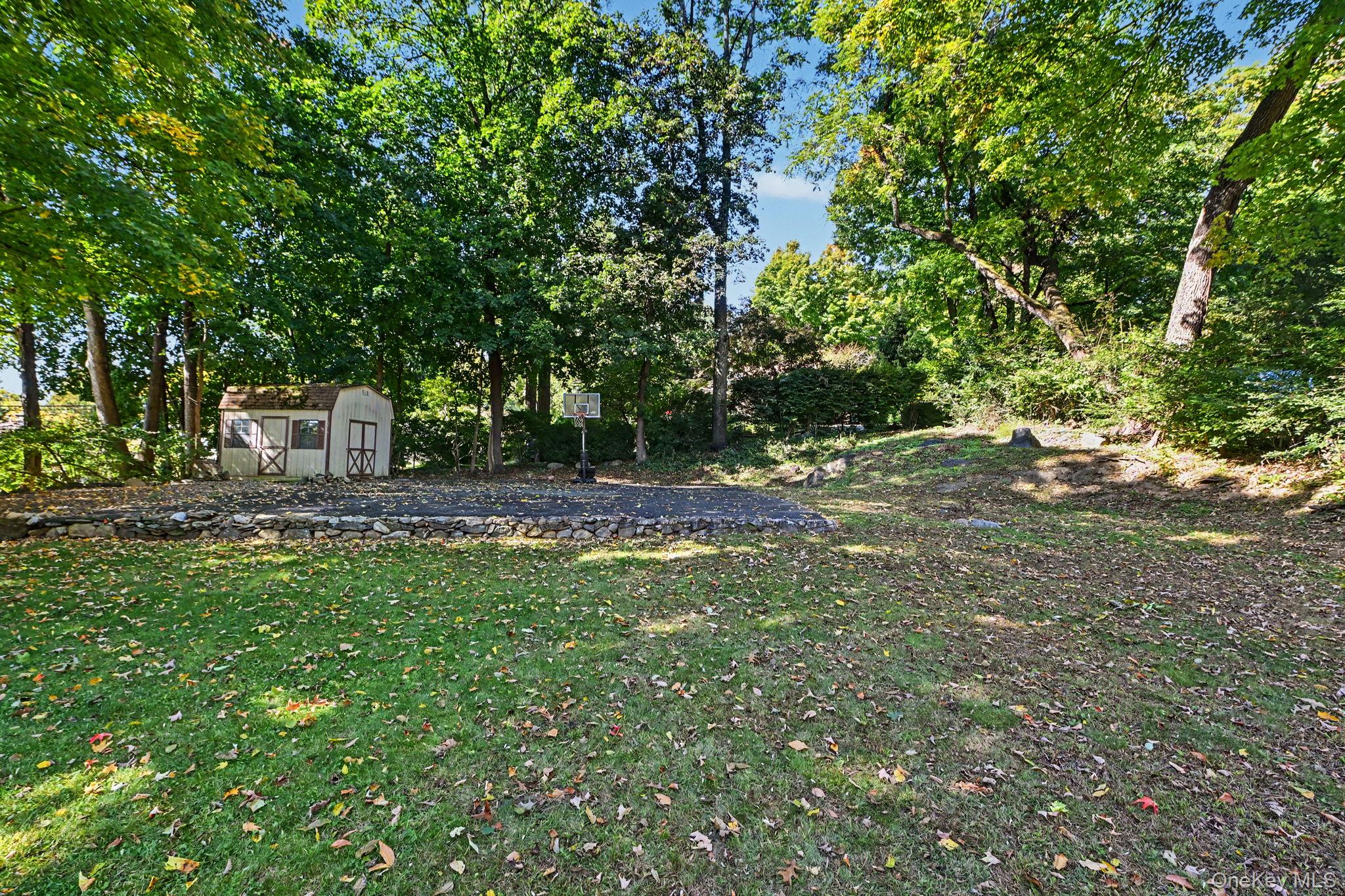 3235 Lincoln Drive Property Photo 31