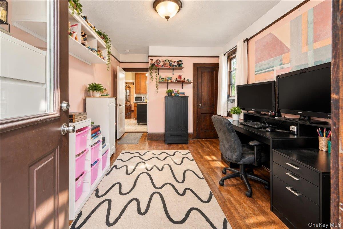 196 Hillside Avenue Property Photo 16