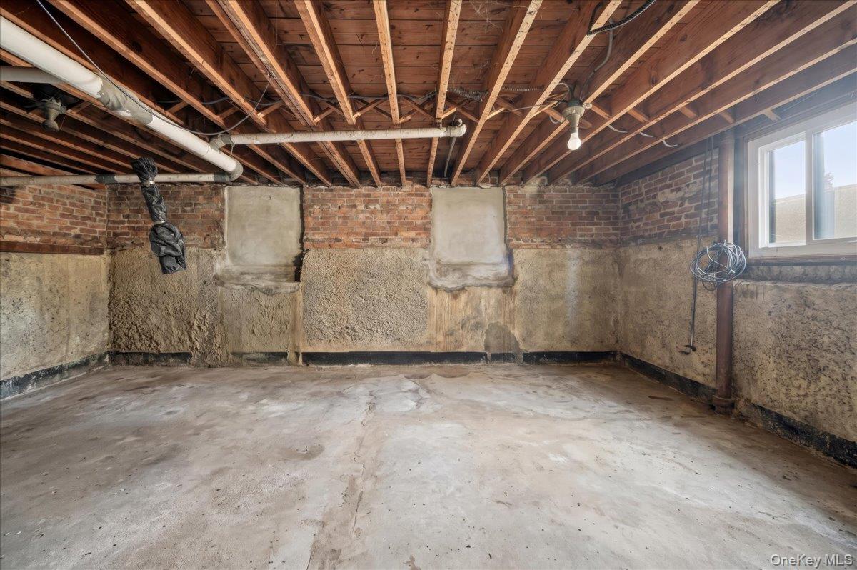 196 Hillside Avenue Property Photo 23