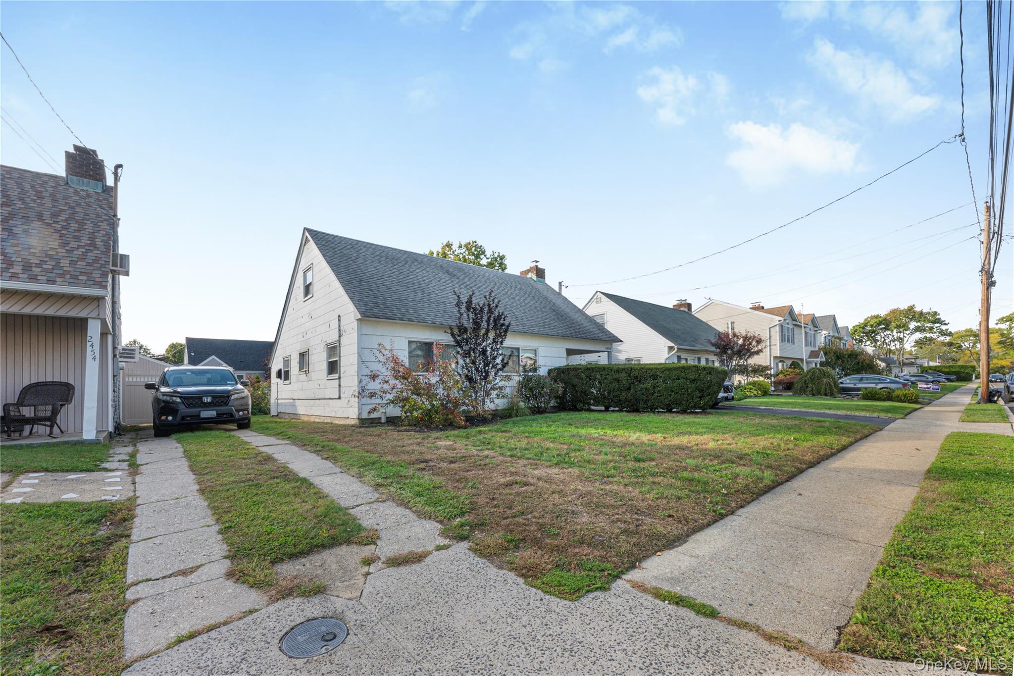 2450 Mermaid Avenue Property Photo 6