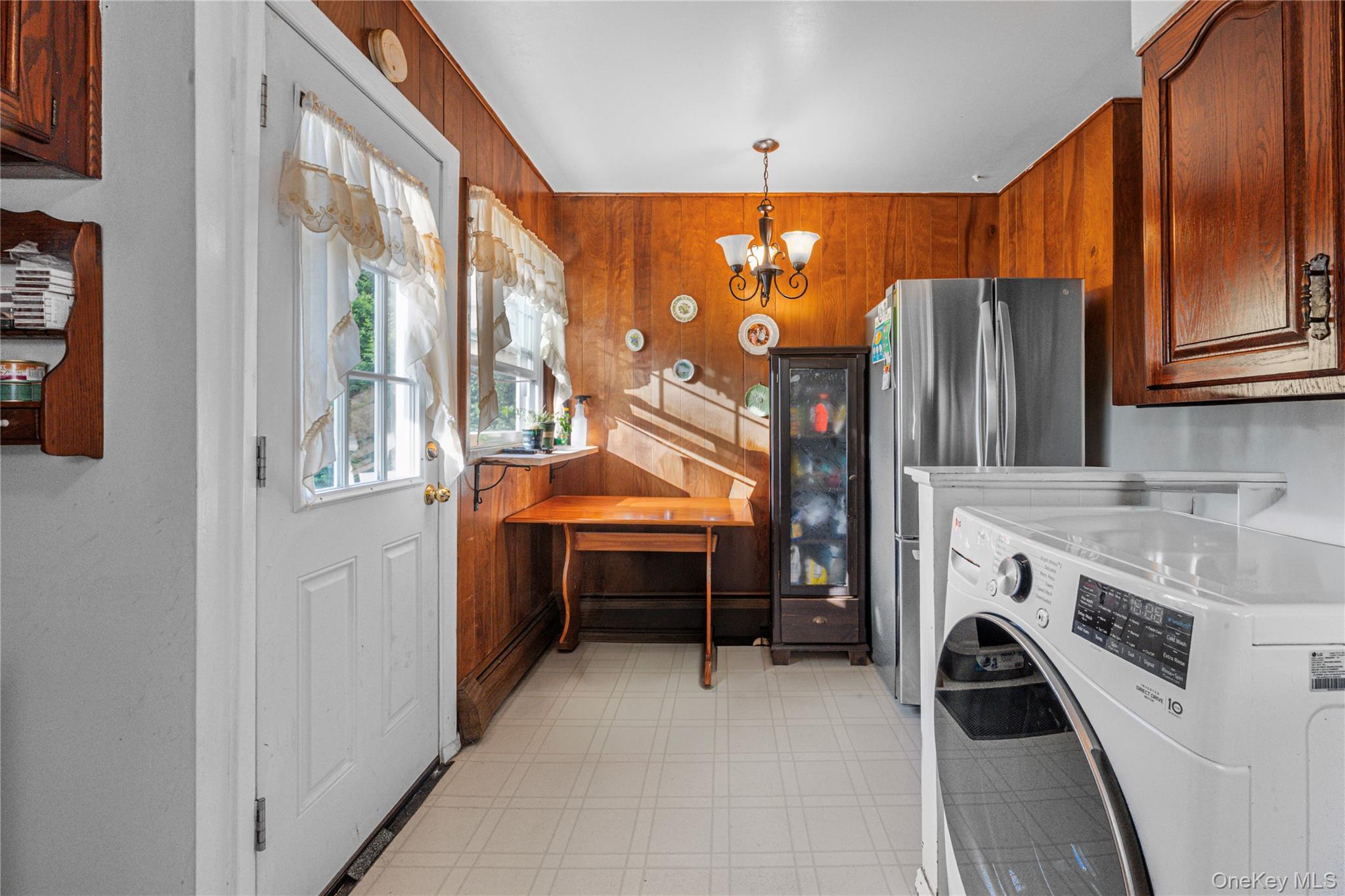 2450 Mermaid Avenue Property Photo 19