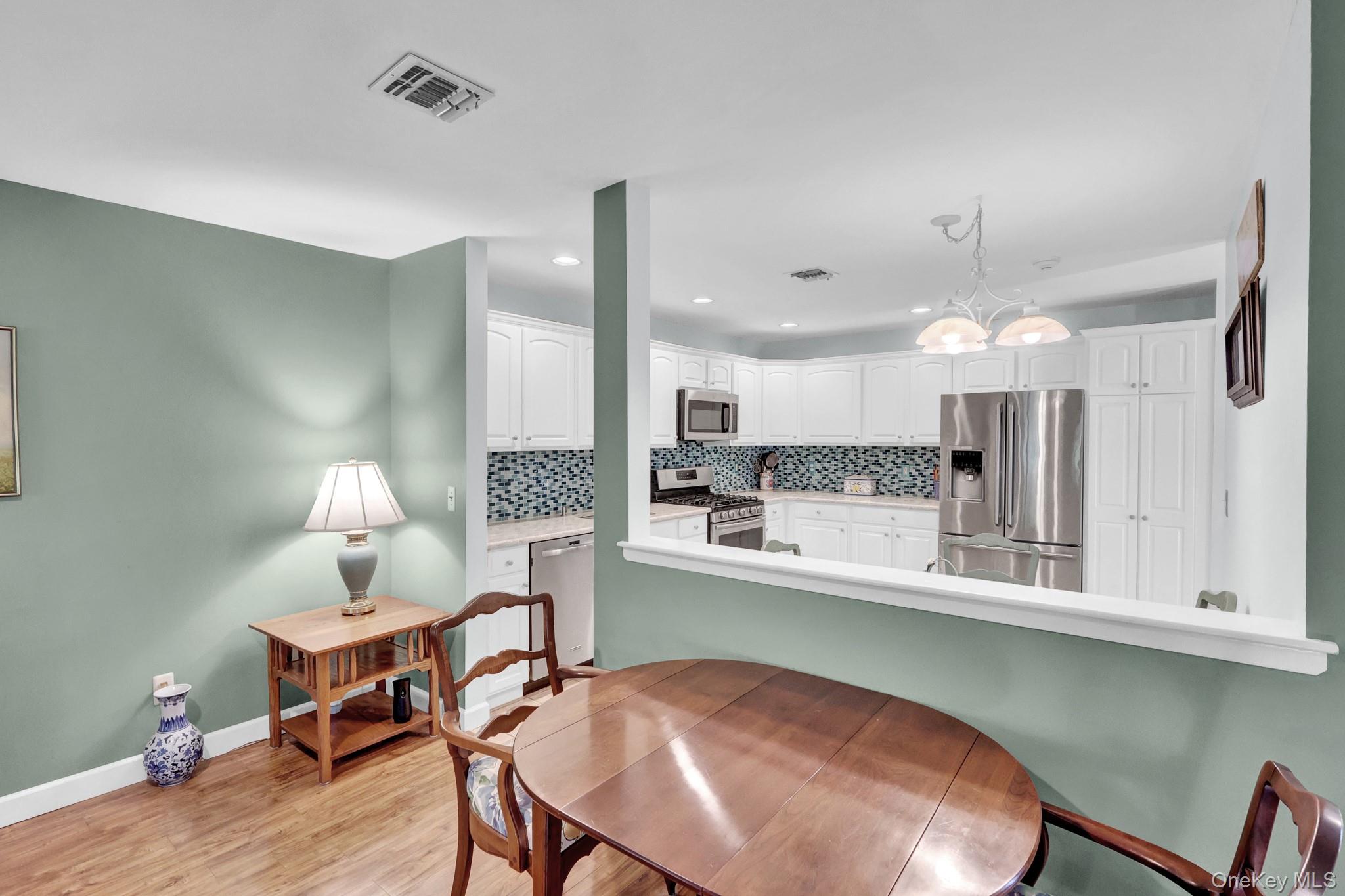 208 Erik Drive Property Photo 10