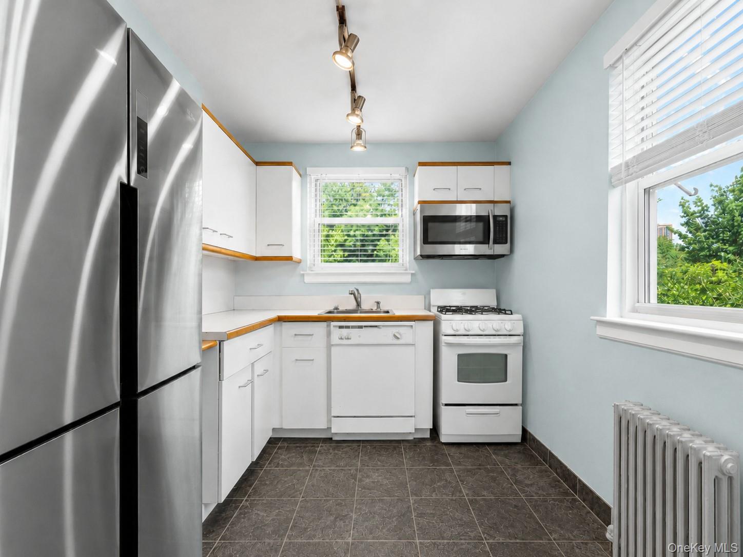70-45b 260th Street B Property Photo 2