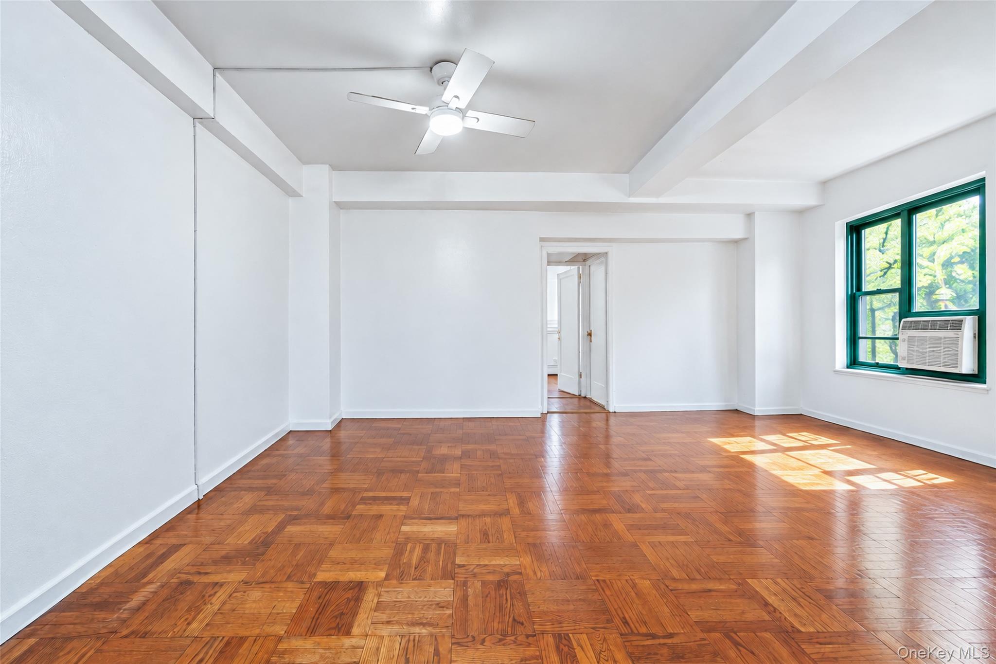 1651 Metropolitan Avenue 5h Property Photo 9
