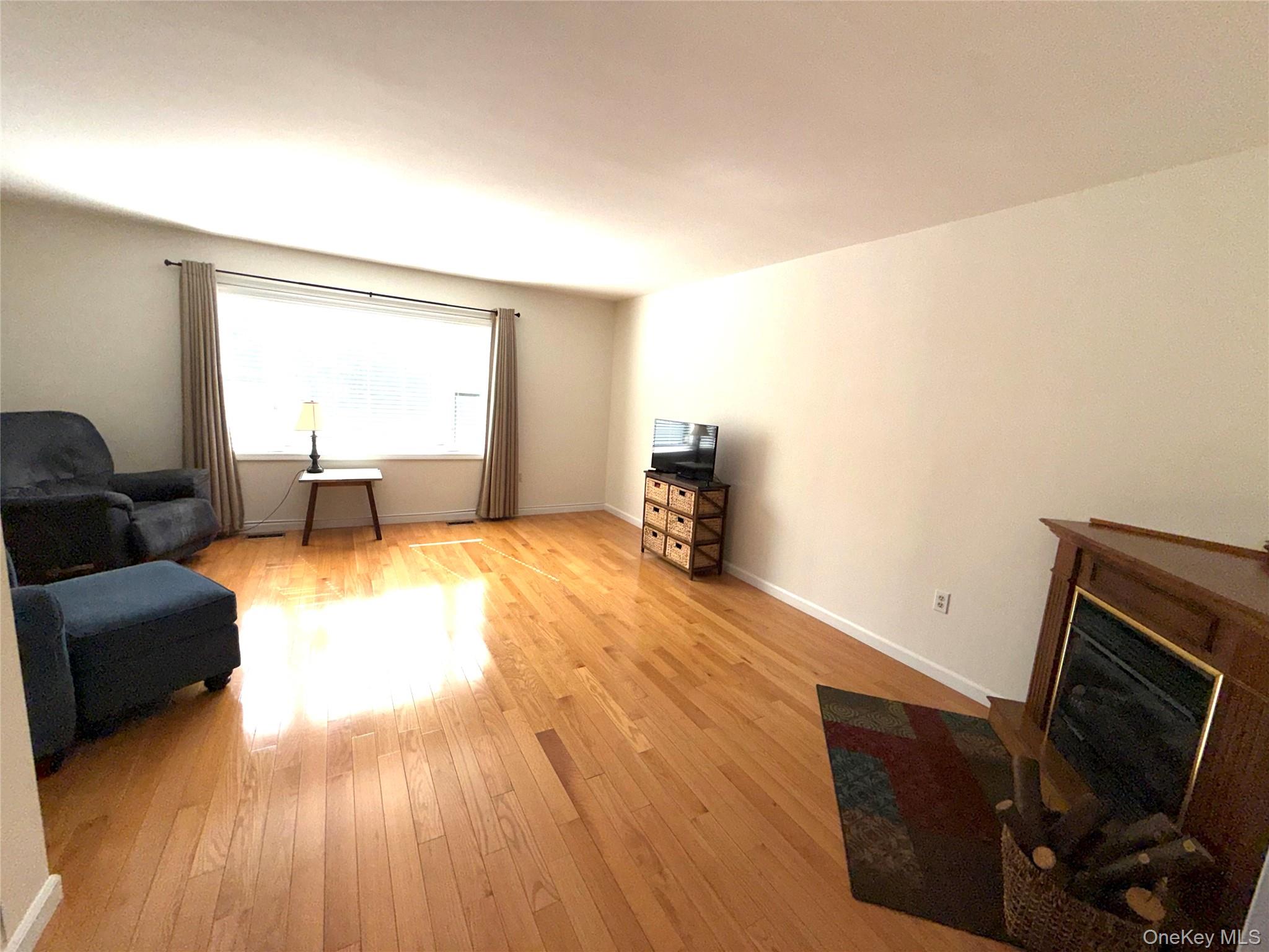 56 Foltim Way Property Photo 11