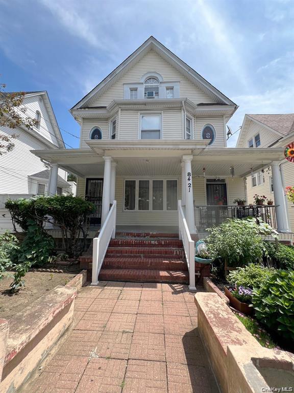 8421 88th Street Property Photo 1