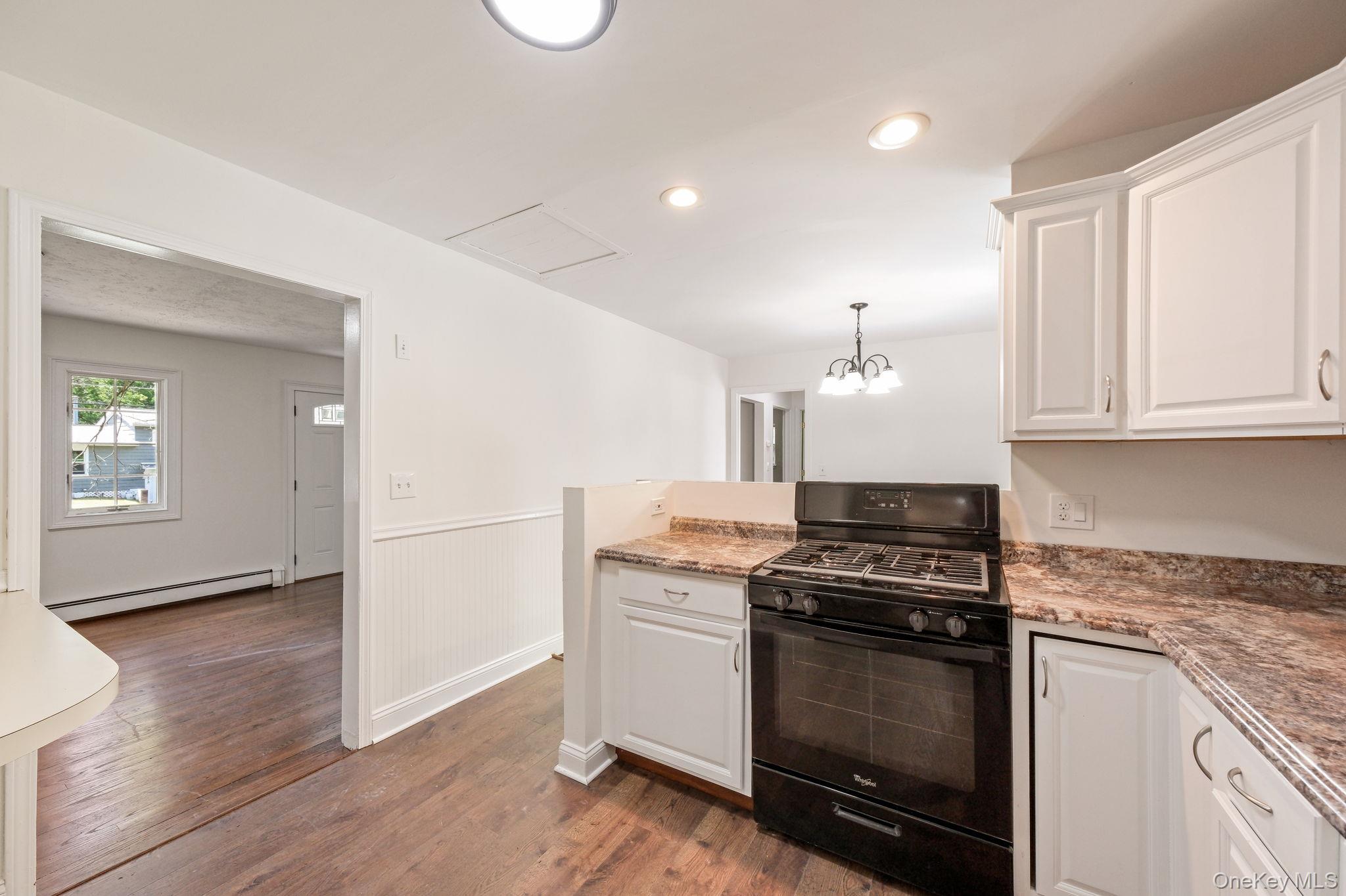 326 Lake Vue Drive Property Photo 9