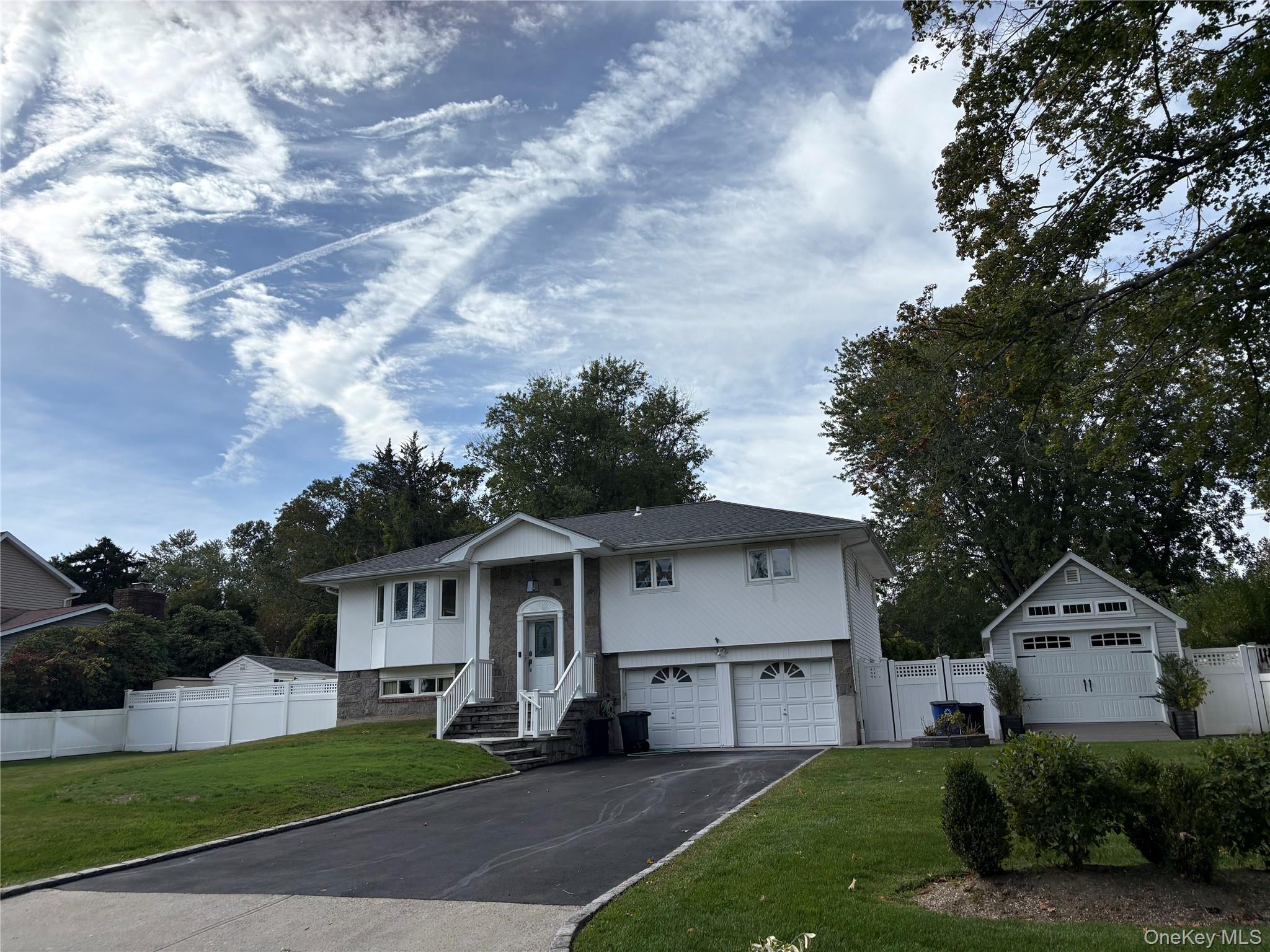 6 Warbler Lane Property Photo 1