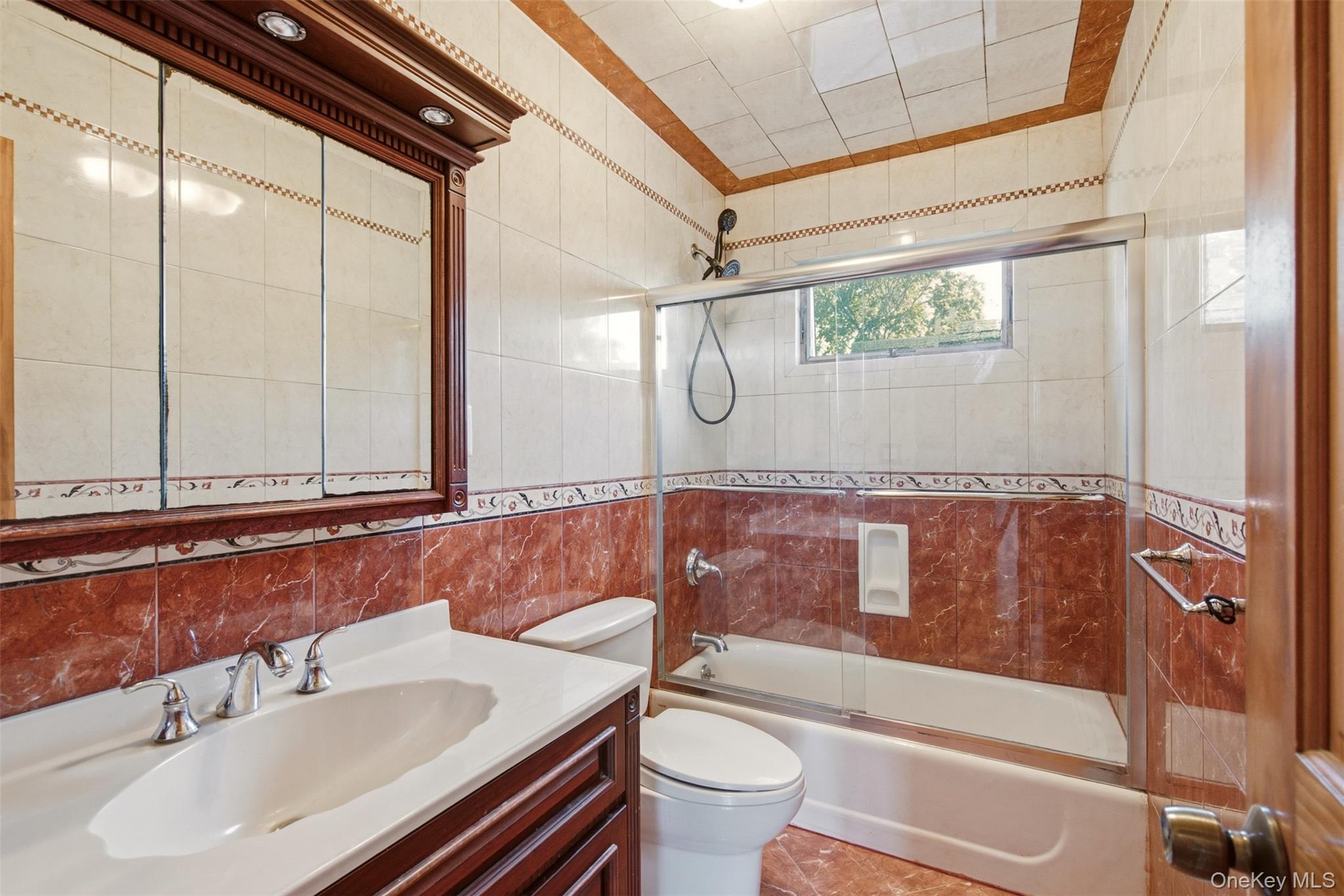 2093 Bergen Street Property Photo 17