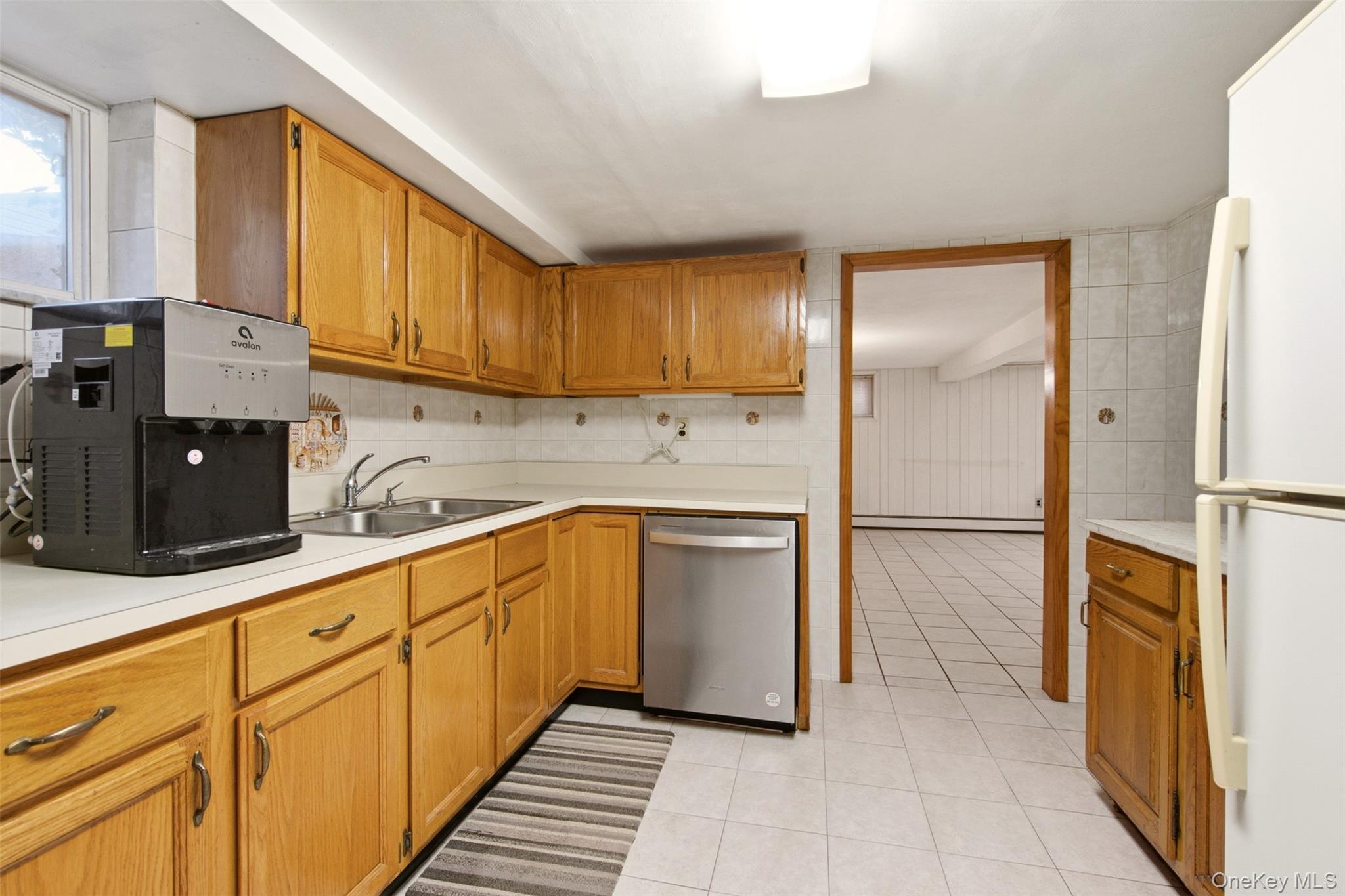 2093 Bergen Street Property Photo 25