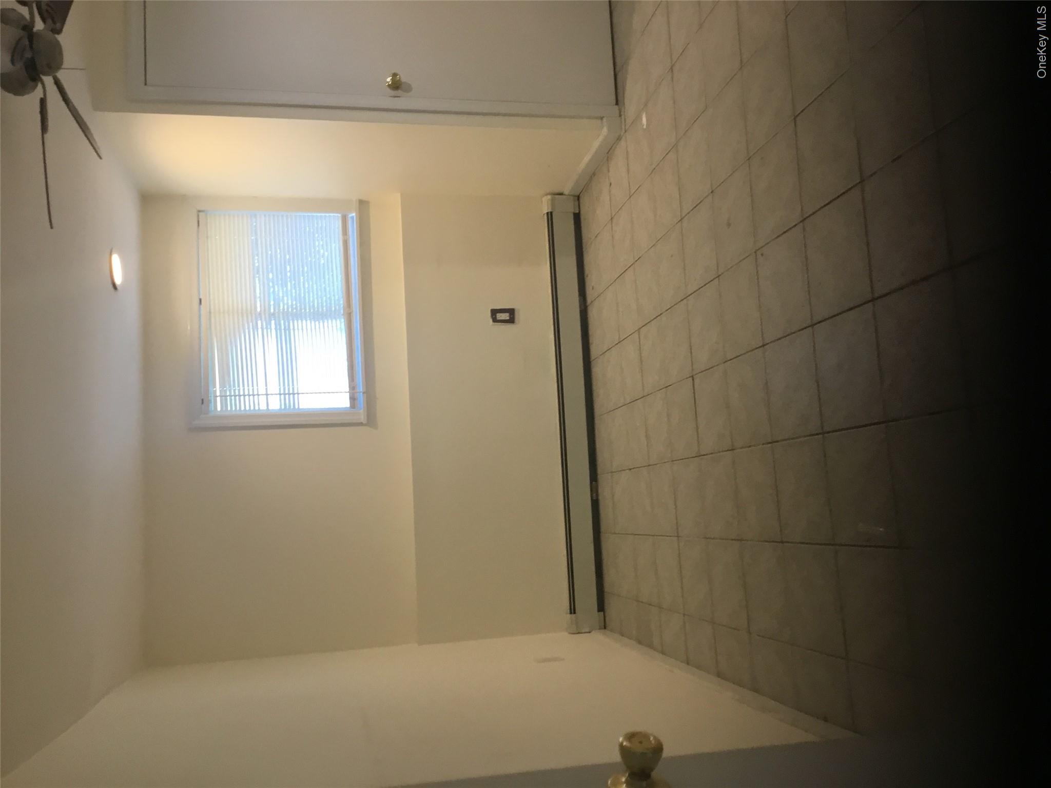 51 Nassau Lane Main Property Photo 11