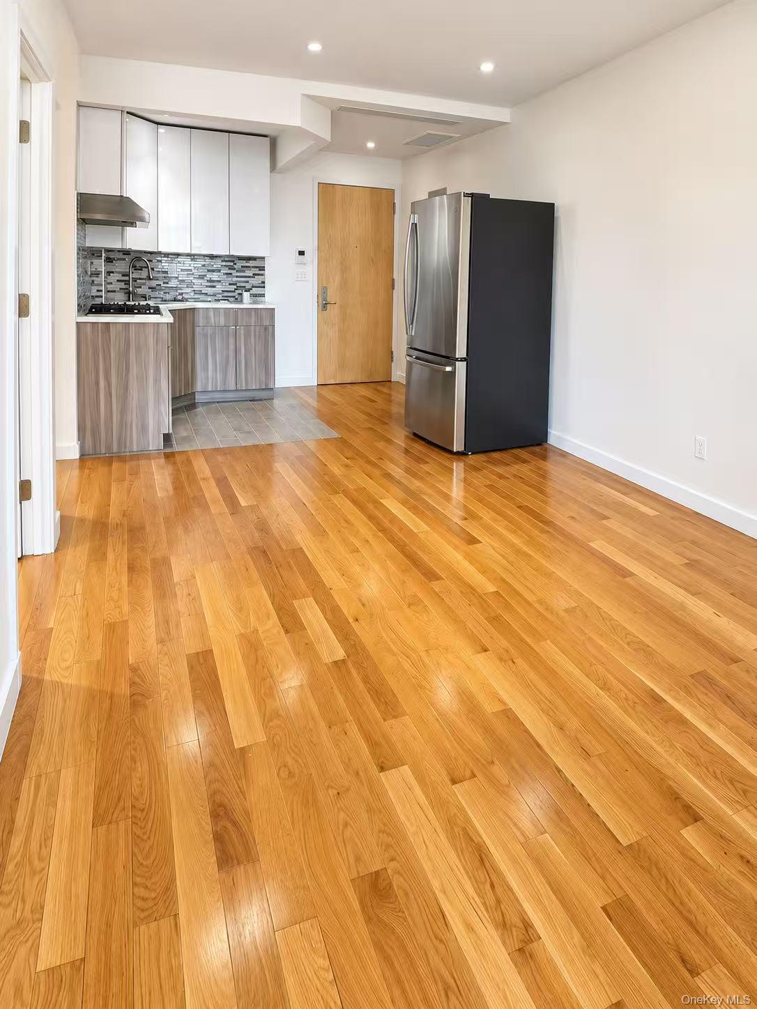 4223 Parsons Boulevard 2d Property Photo 2