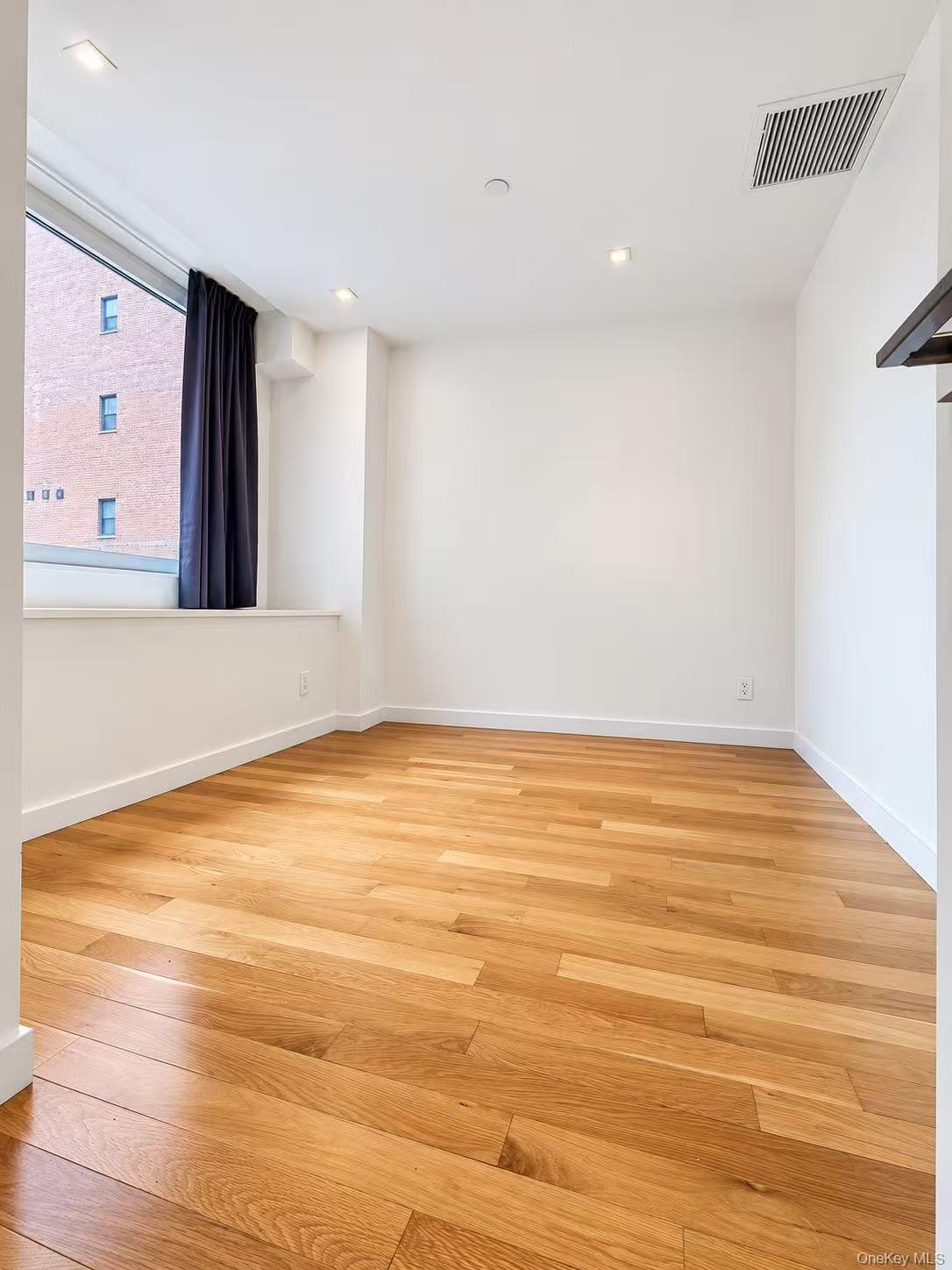 4223 Parsons Boulevard 2d Property Photo 5