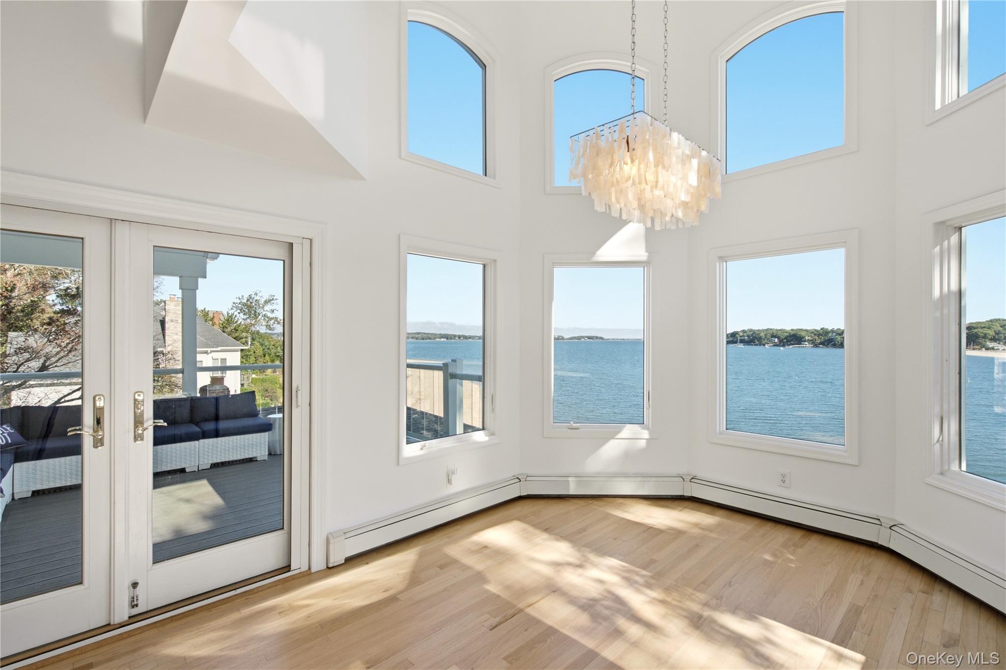 565 Mckinley Terrace Property Photo 7