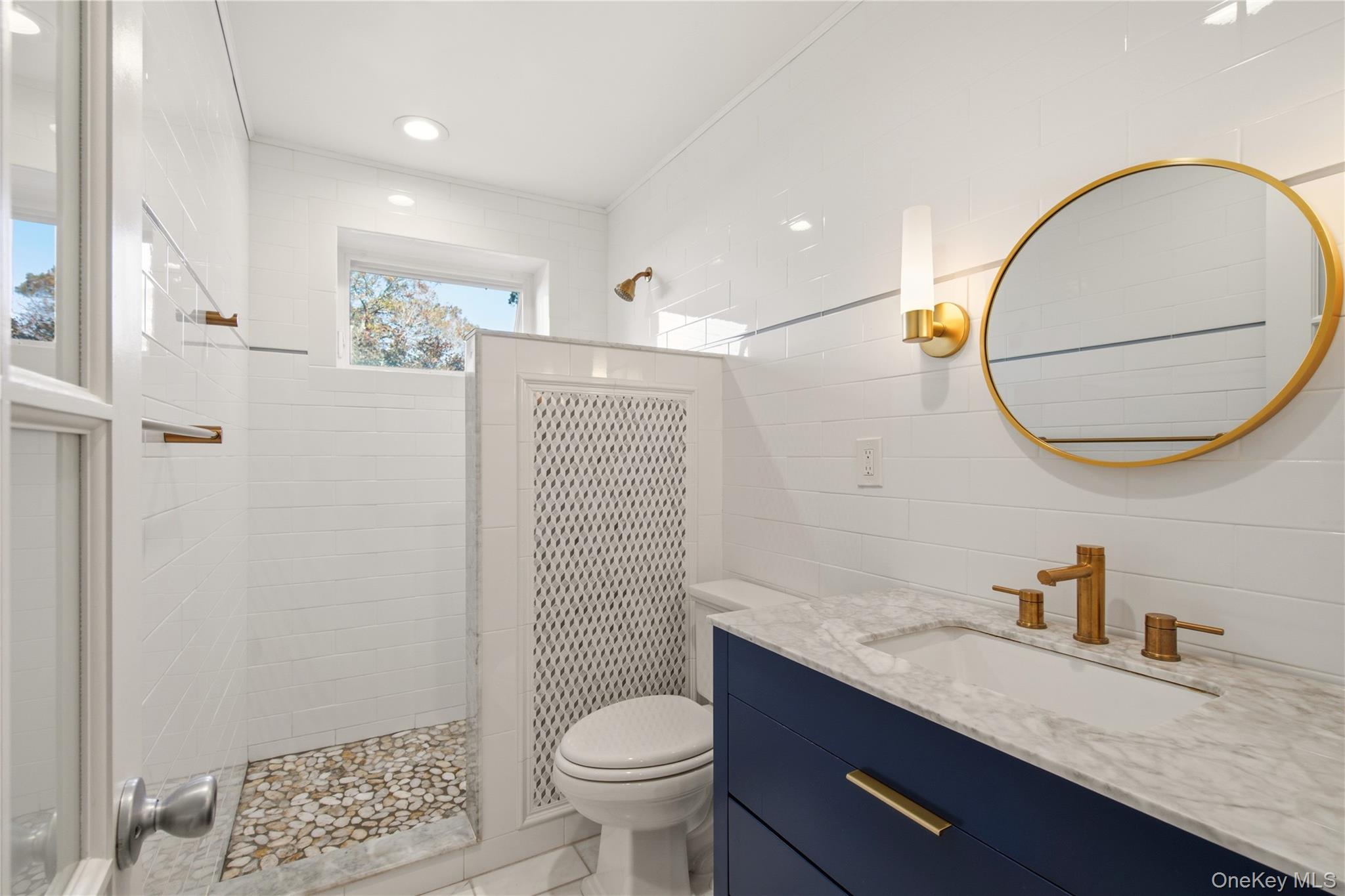 565 Mckinley Terrace Property Photo 21