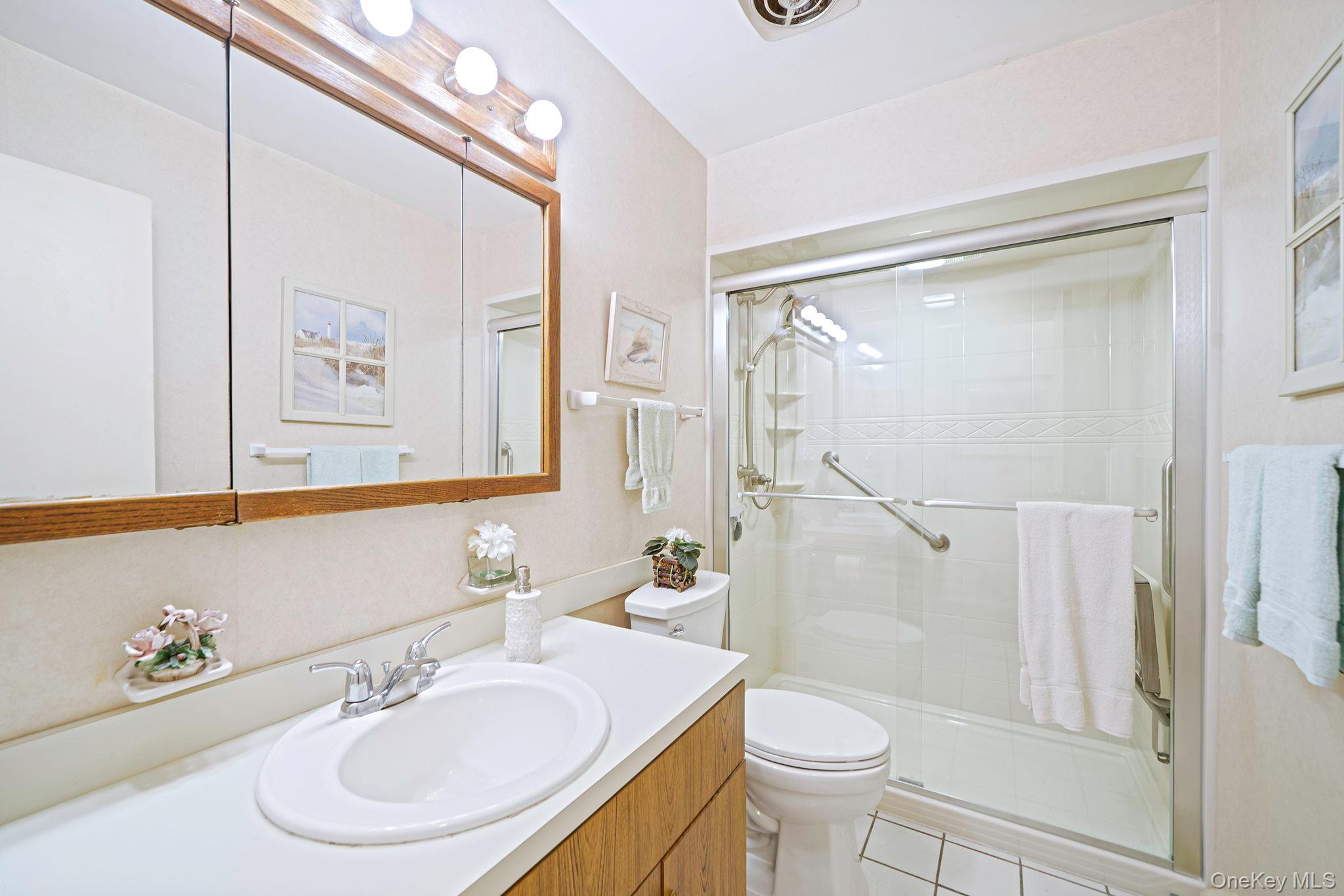 251 Manhasset Street Property Photo 13