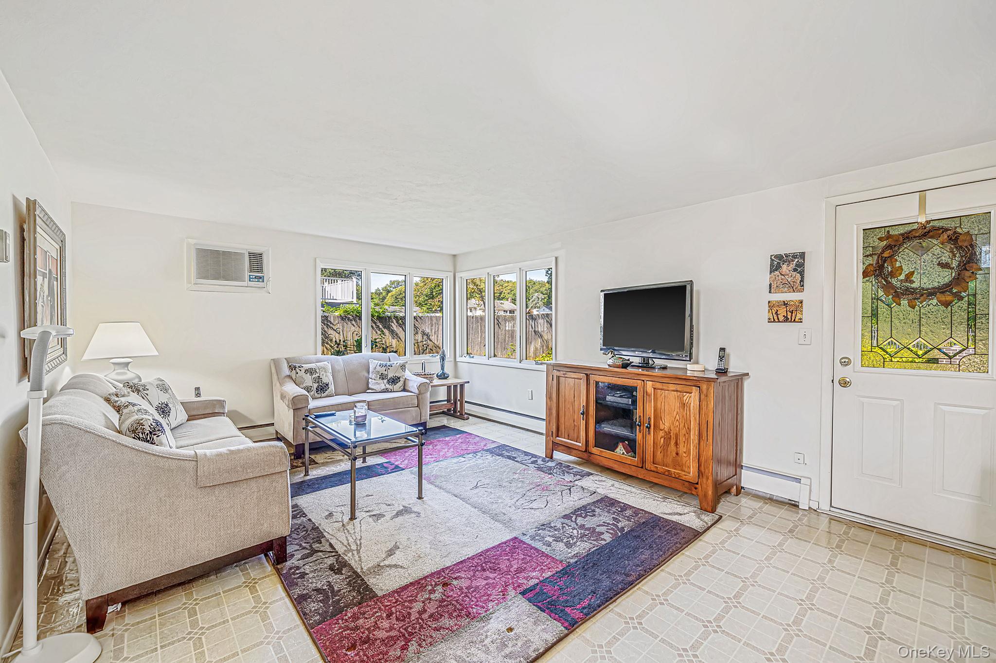251 Manhasset Street Property Photo 18