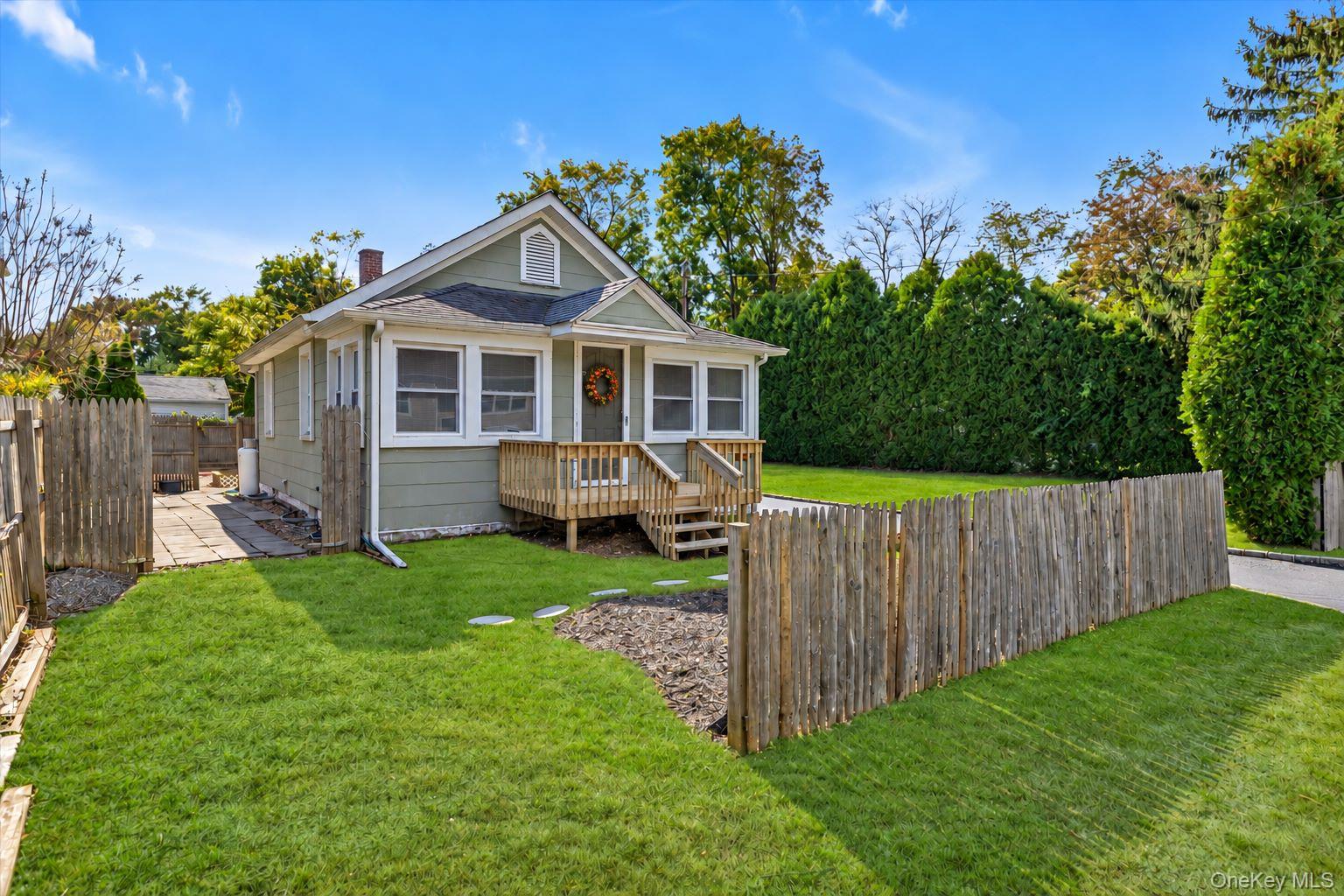 8 Rockne Street Property Photo 1