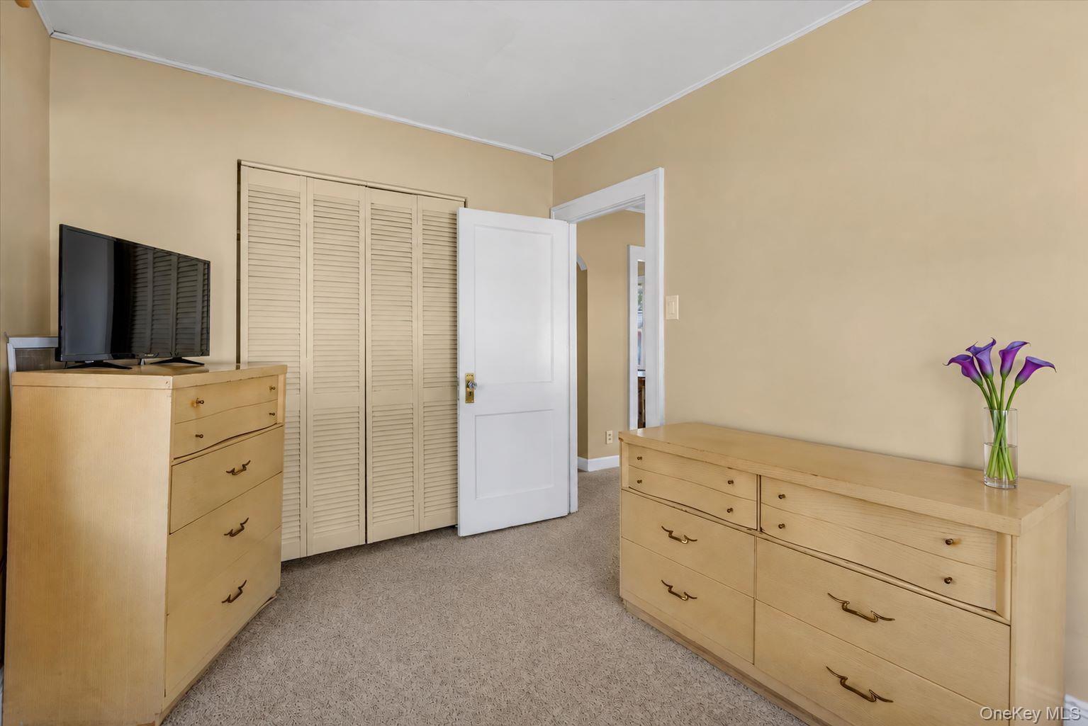 8 Rockne Street Property Photo 9