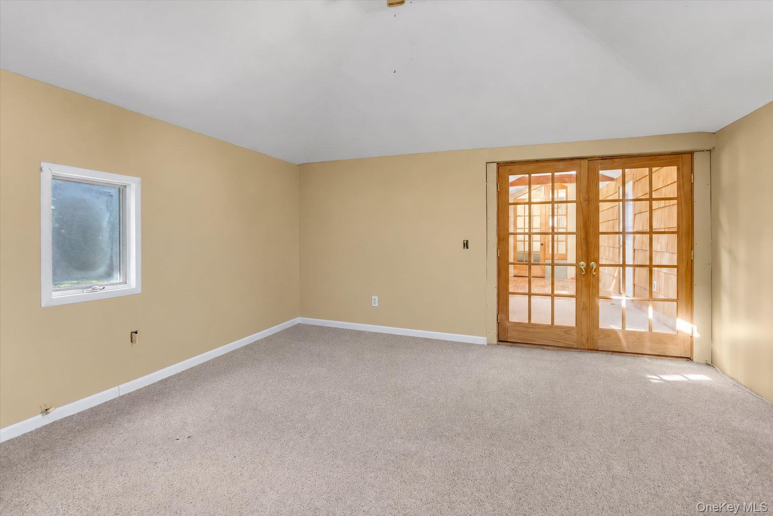 8 Rockne Street Property Photo 13