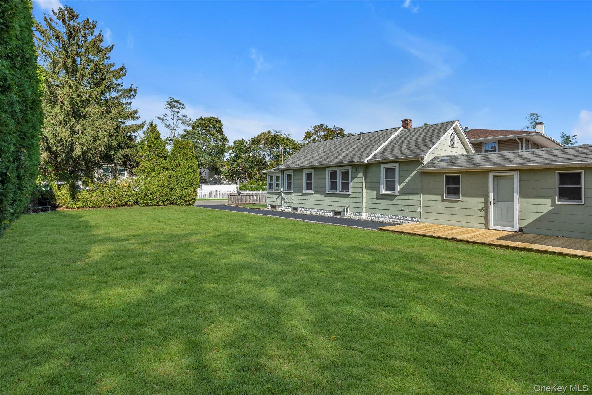 8 Rockne Street Property Photo 14