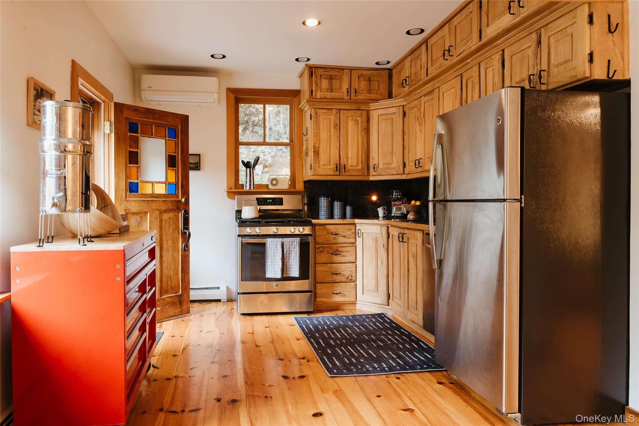 51 Hutchin Hill Road Property Photo 6