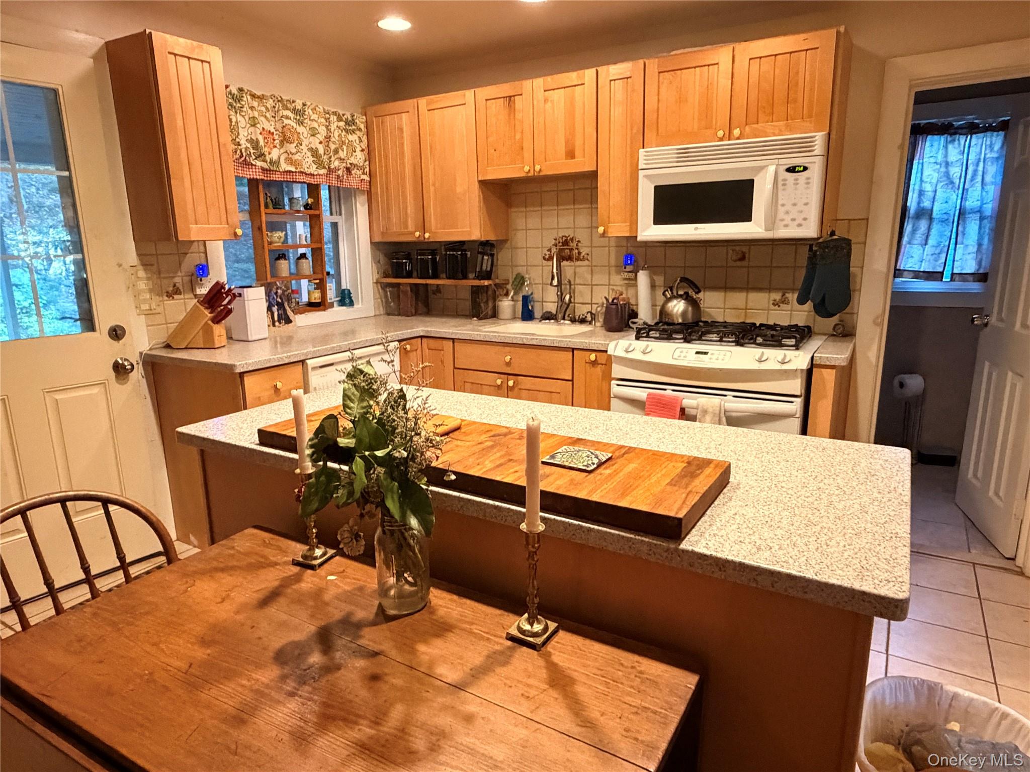 113 121 Galligan Road Property Photo 7