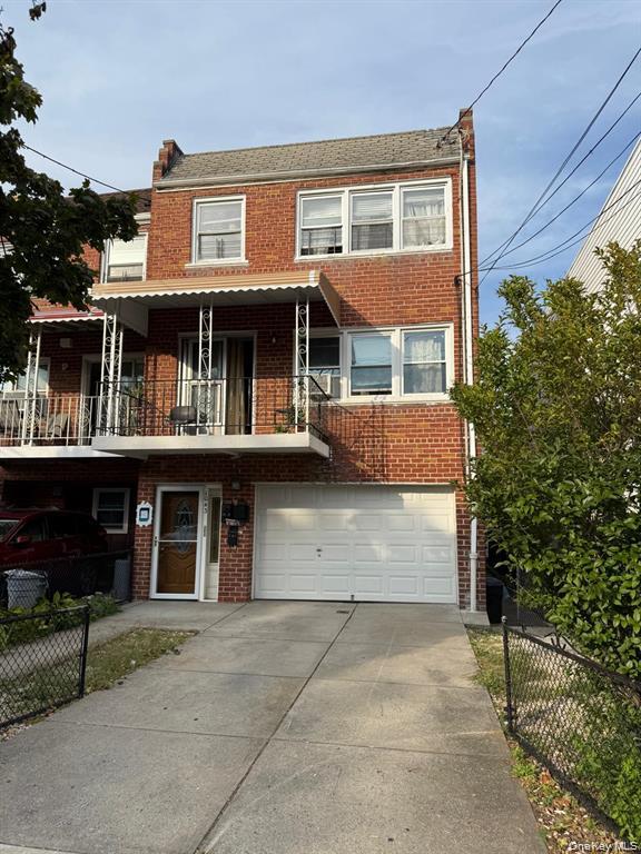 1043 E 84th Street Property Photo 1