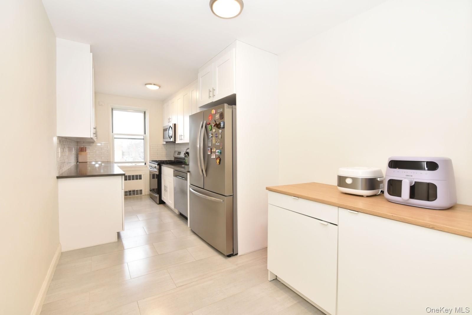 64-11 99 Street 418 Property Photo 5