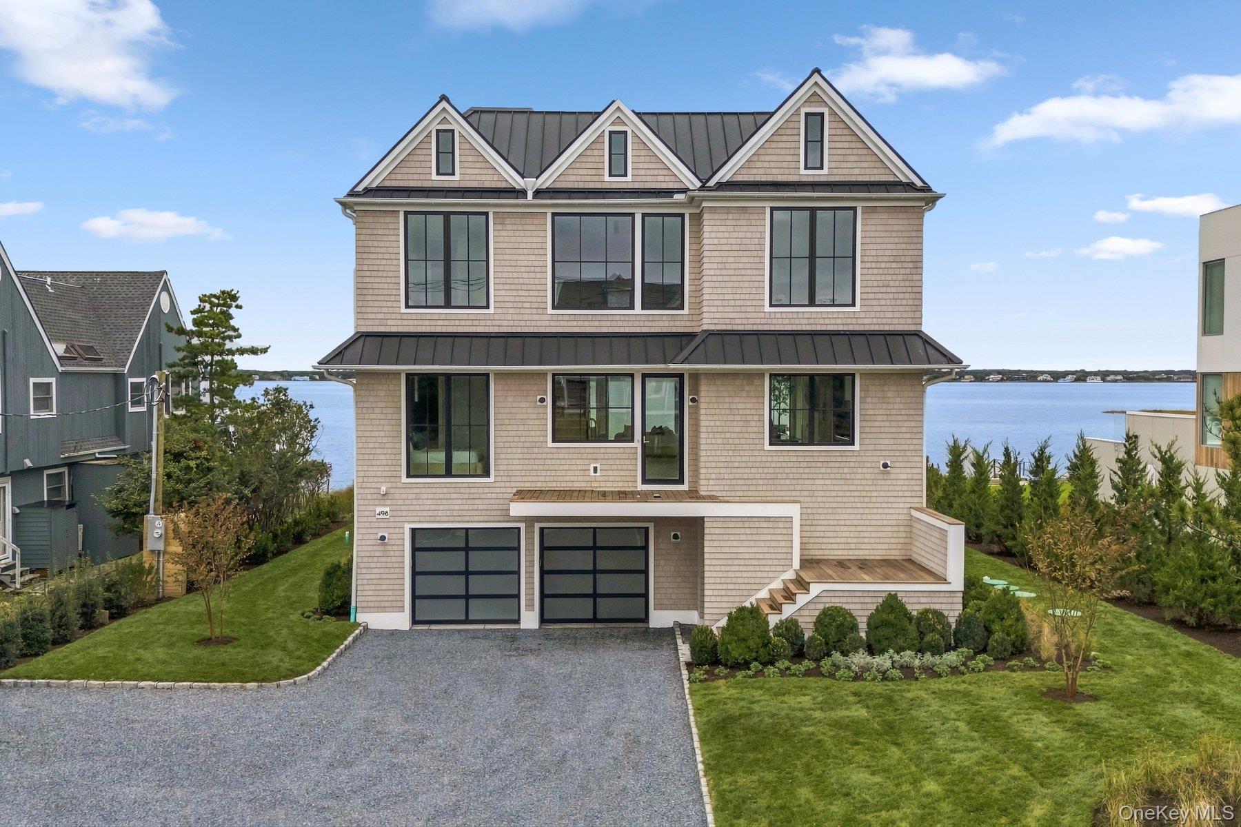 498 Dune Road Property Photo 3