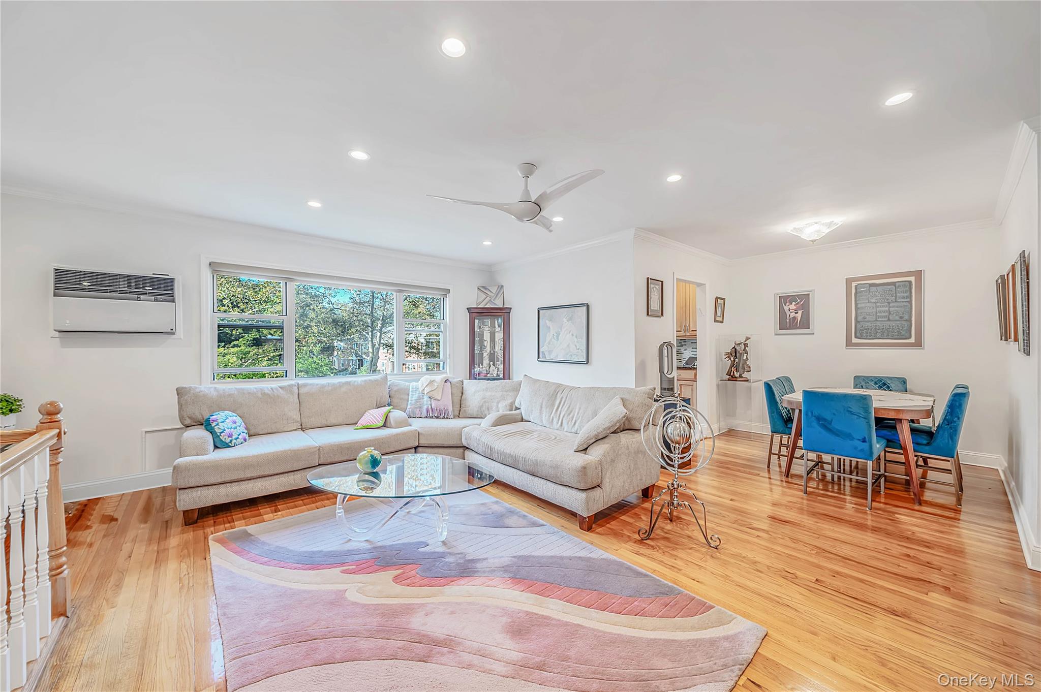 87-27 Marengo Street 2c Property Photo 2