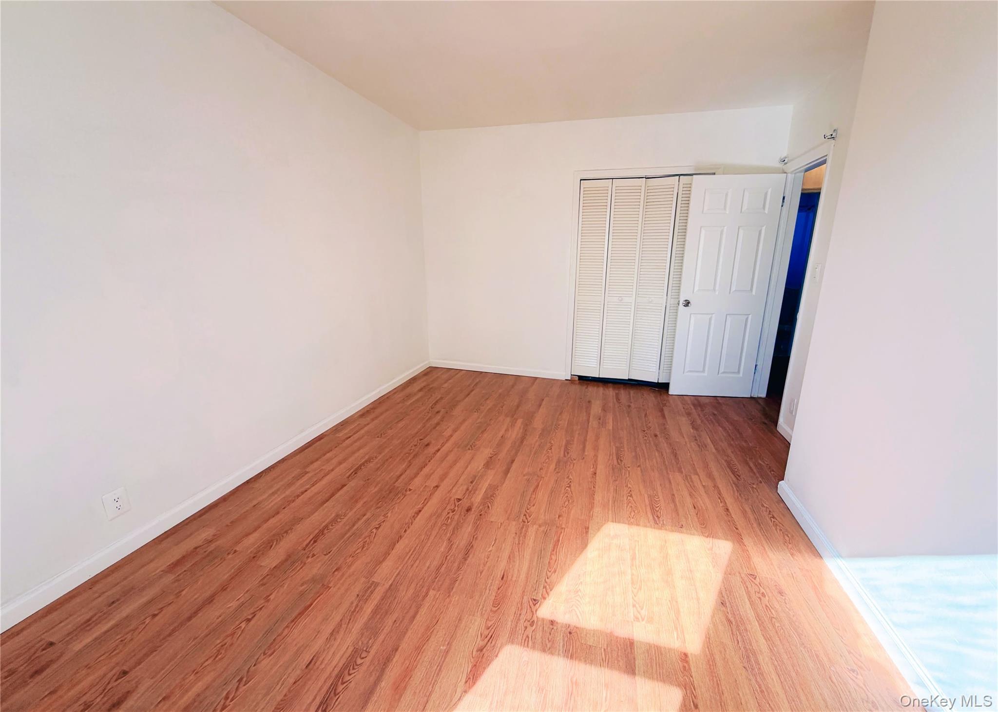 15145 20th Road Property Photo 11
