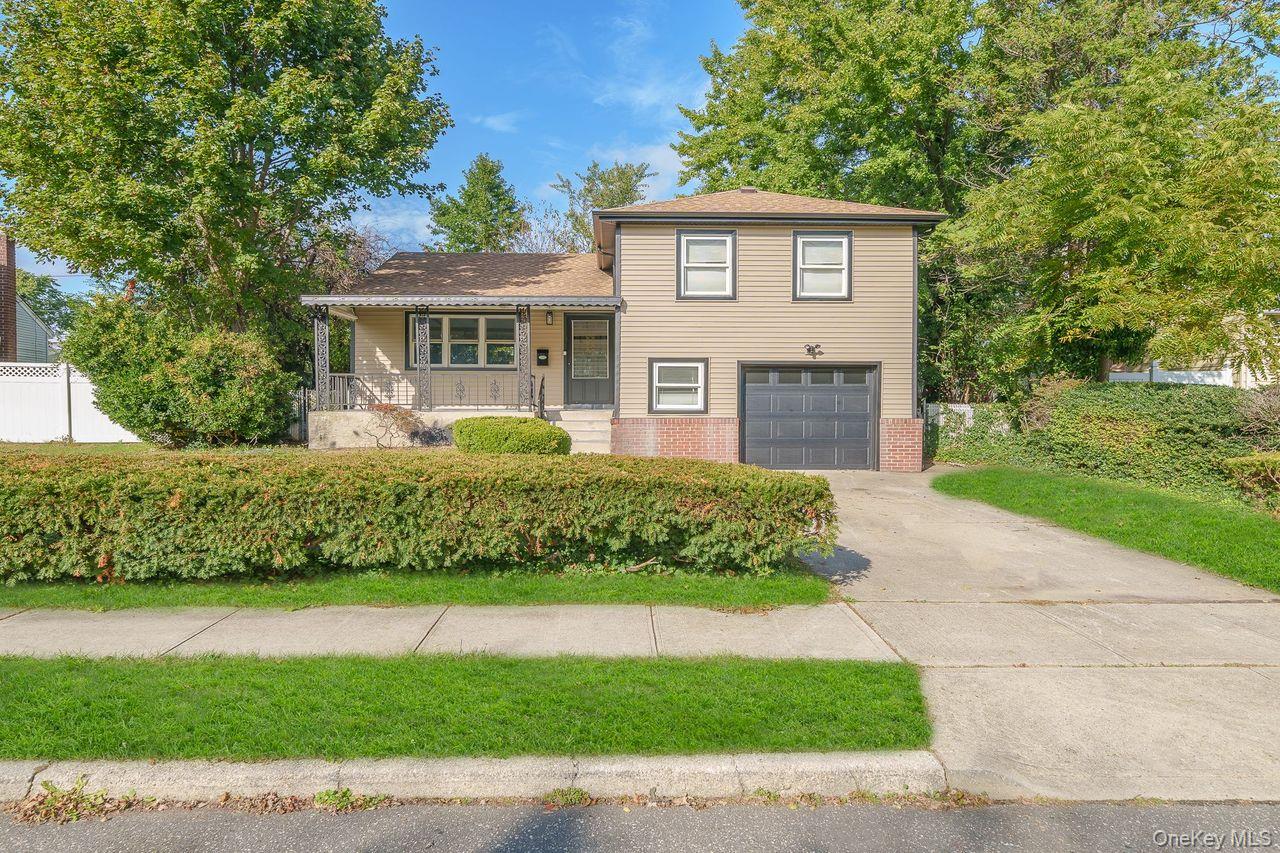 20 Ford Drive Property Photo 1