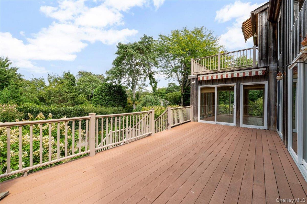 2785 Noyack Road Property Photo 7
